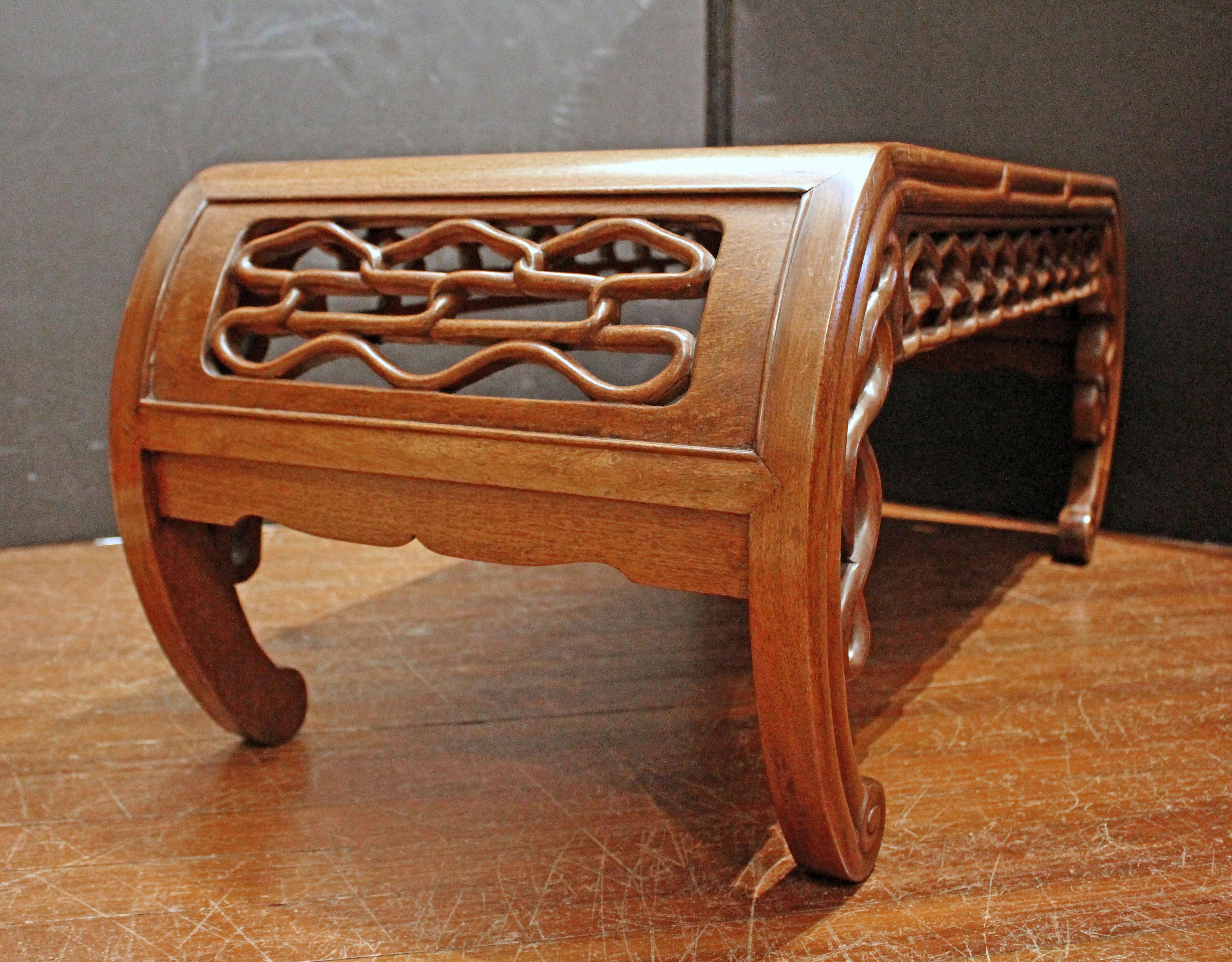 Mesa baja de café de opio chino de finales del siglo XIX-principios del XX Ming en venta