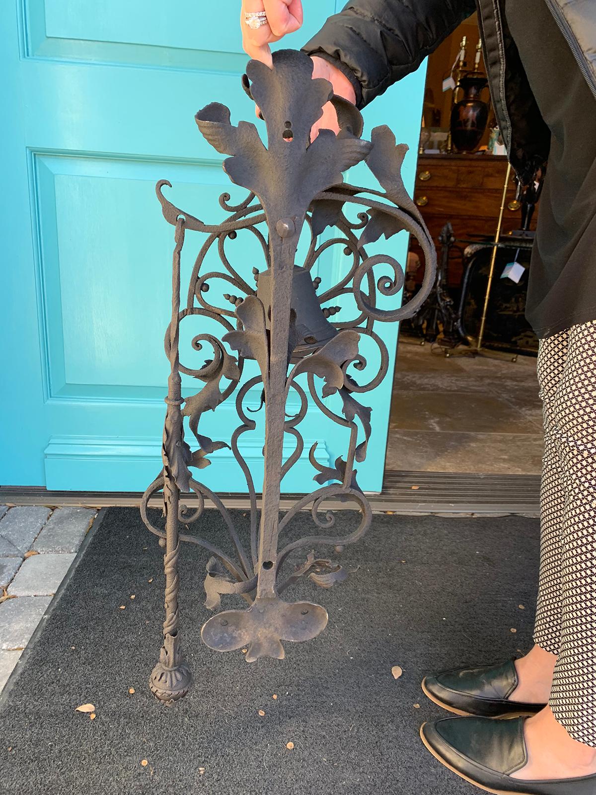 Late 19th-Early 20th Century Continental Handmade Iron Bell In Good Condition In Atlanta, GA