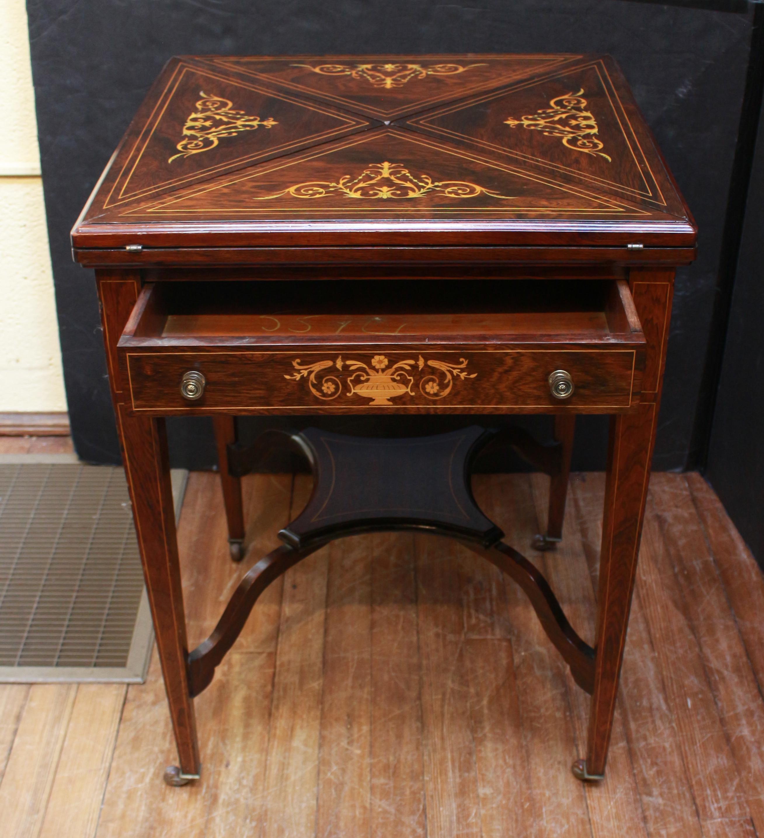 Late Victorian Late 19th-Early 20th Century English Handkerchief Form Games Table For Sale