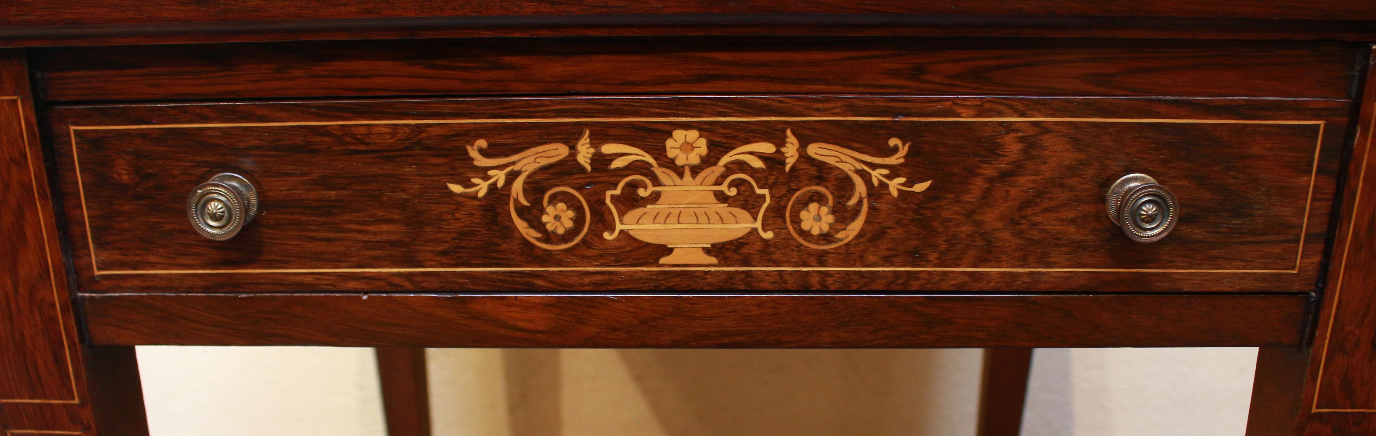 Late 19th-Early 20th Century English Handkerchief Form Games Table For Sale 3