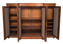 Late 19th-Early 20th Century European Rosewood Marquetry Breakfront Wardrobe