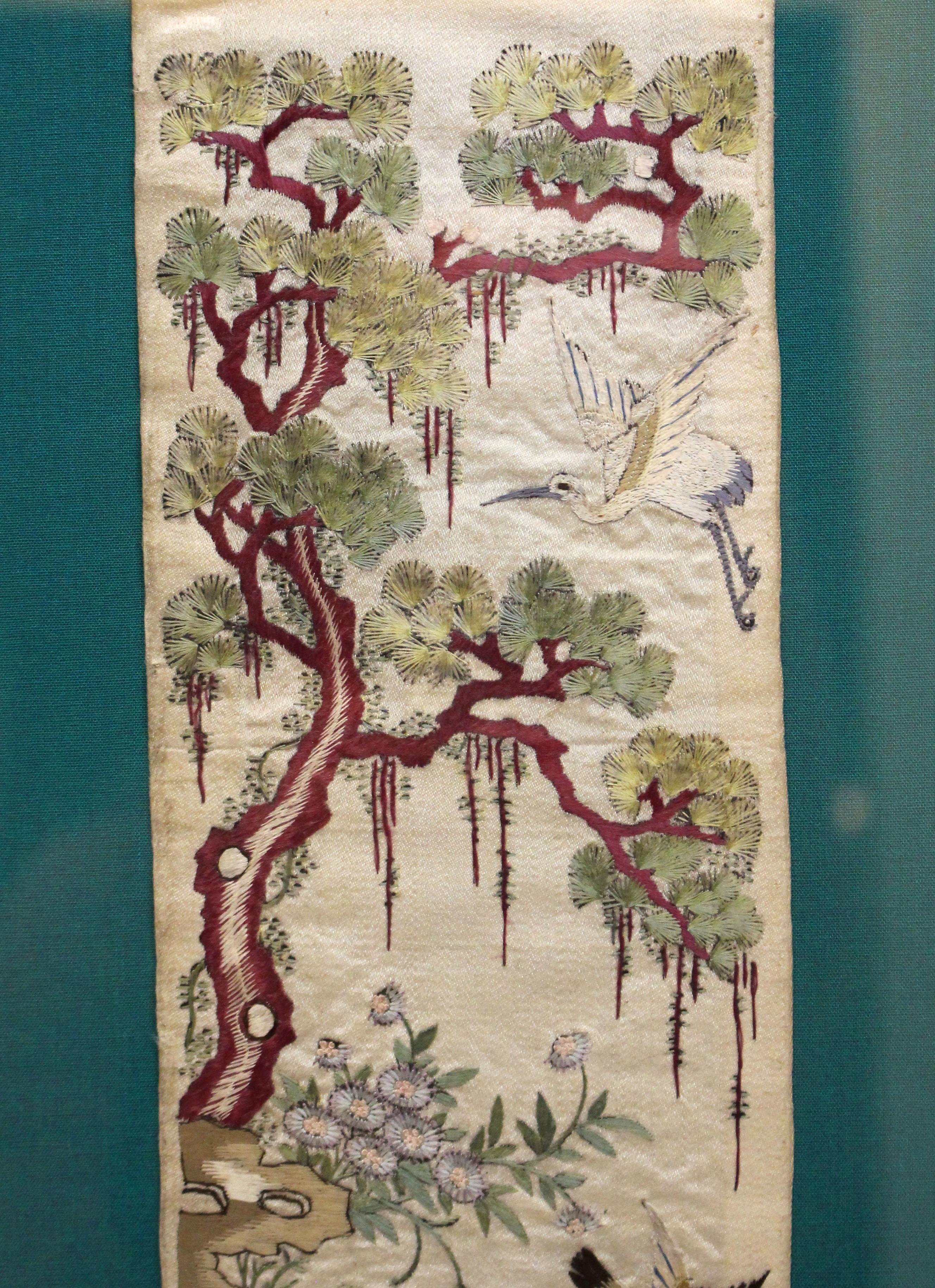Embroidered Late 19th-Early 20th Century Framed Pair of Japanese Silk Bands For Sale