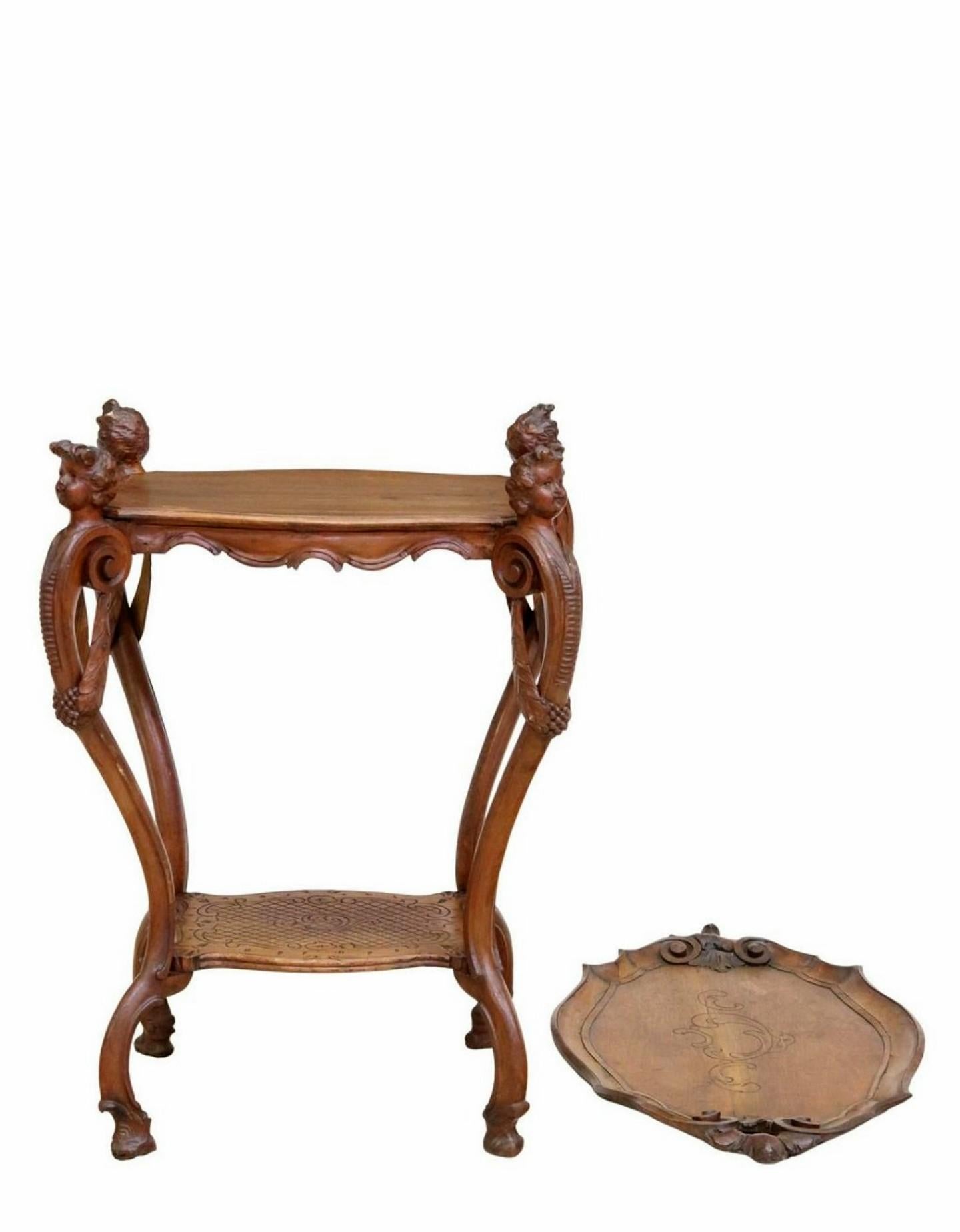 Spätes 19./frühes 20. Jahrhundert Französisch Louis XV geschnitzt Eiche Tray Top Tea Table  im Zustand „Gut“ im Angebot in Forney, TX