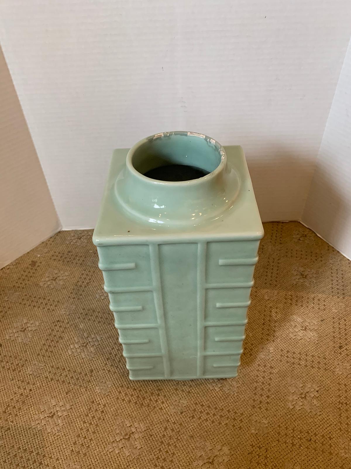 Late 19th-Early 20th Century Glazed Celadon Porcelain Square Cong Form Vase In Good Condition In Atlanta, GA
