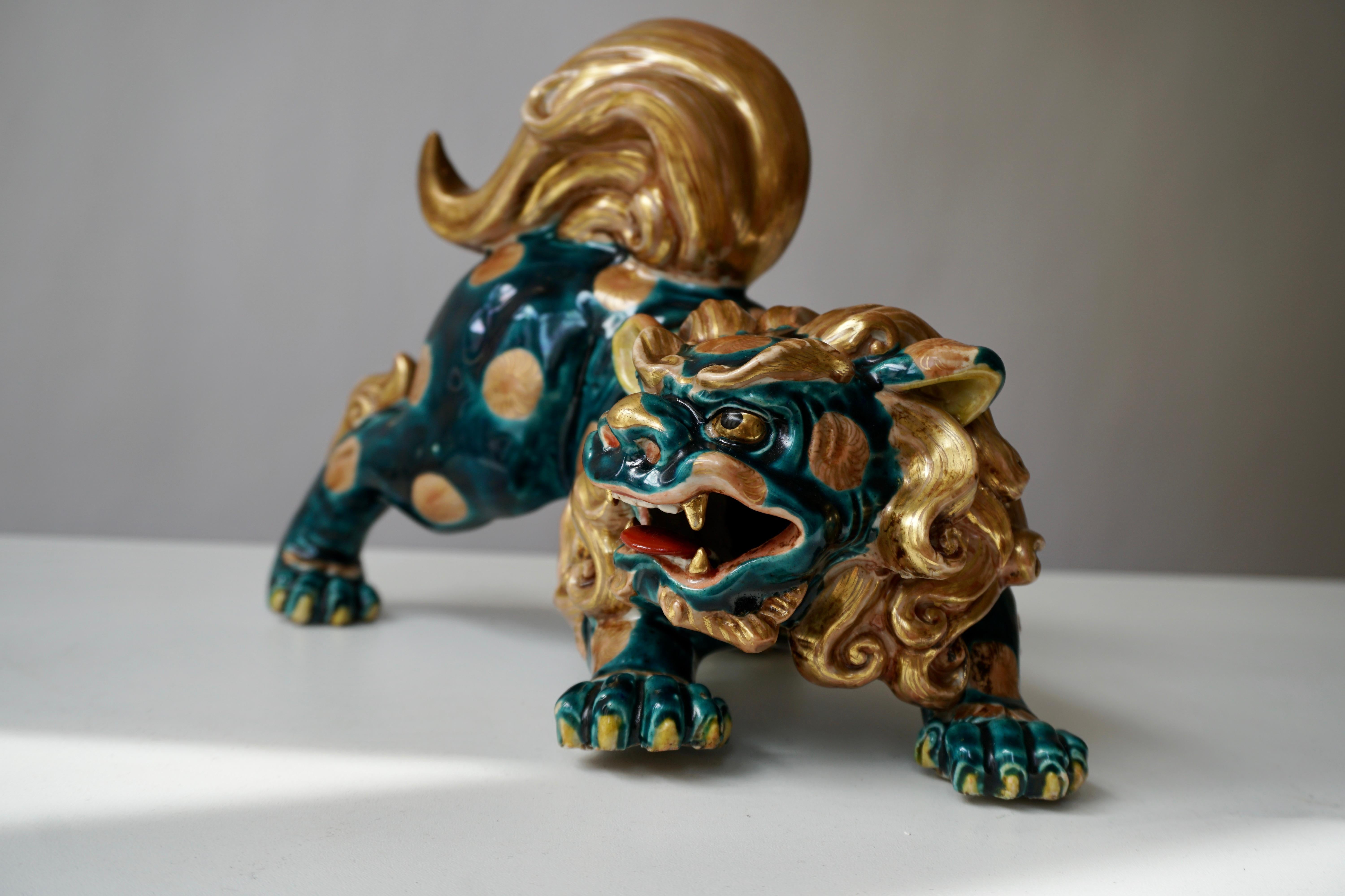 Japonisme Glazed Porcelain Japanese Lion Foo Dog