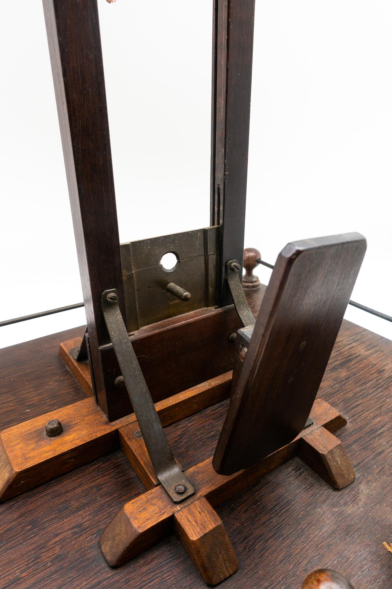 cigar cutter guillotine