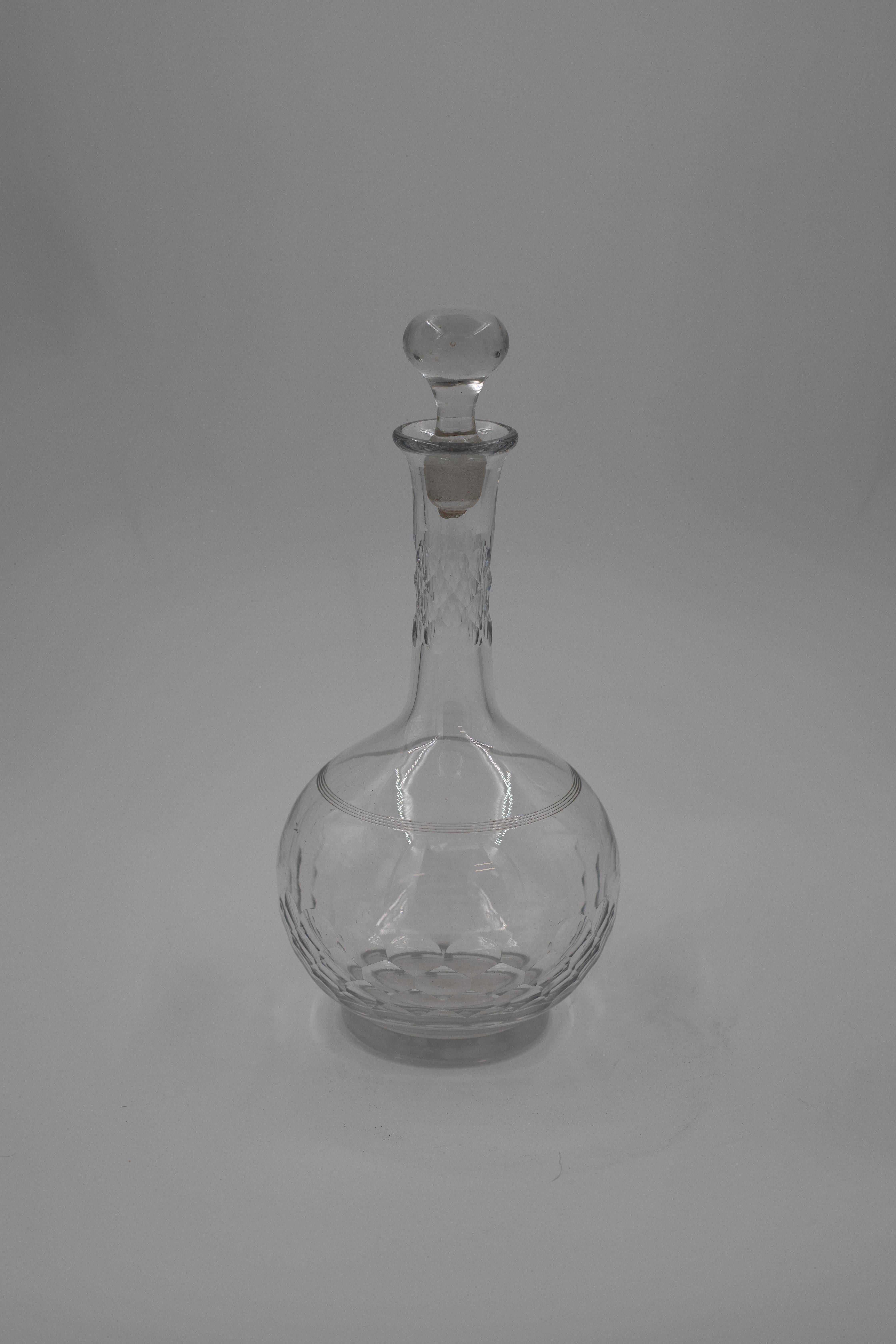 Carafe en verre soufflé à la main de la fin du 19e siècle au début du 20e siècle Bon état - En vente à North Charleston, SC