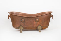 Late 19th–Early 20th Century Hand-Hammered Copper Bath Tub