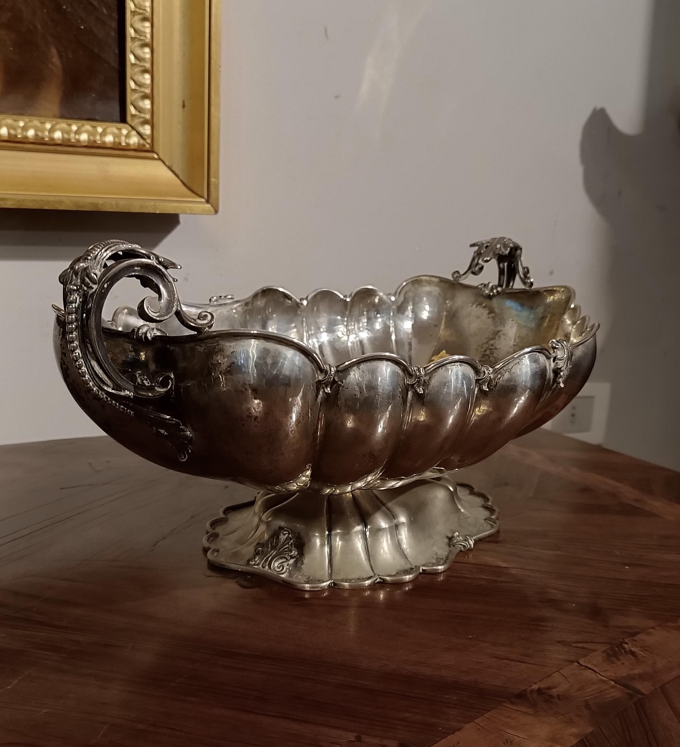 Hand-Crafted LATE 19th-EARLY 20th CENTURY ITALIAN SILVER CENTERPIECE For Sale