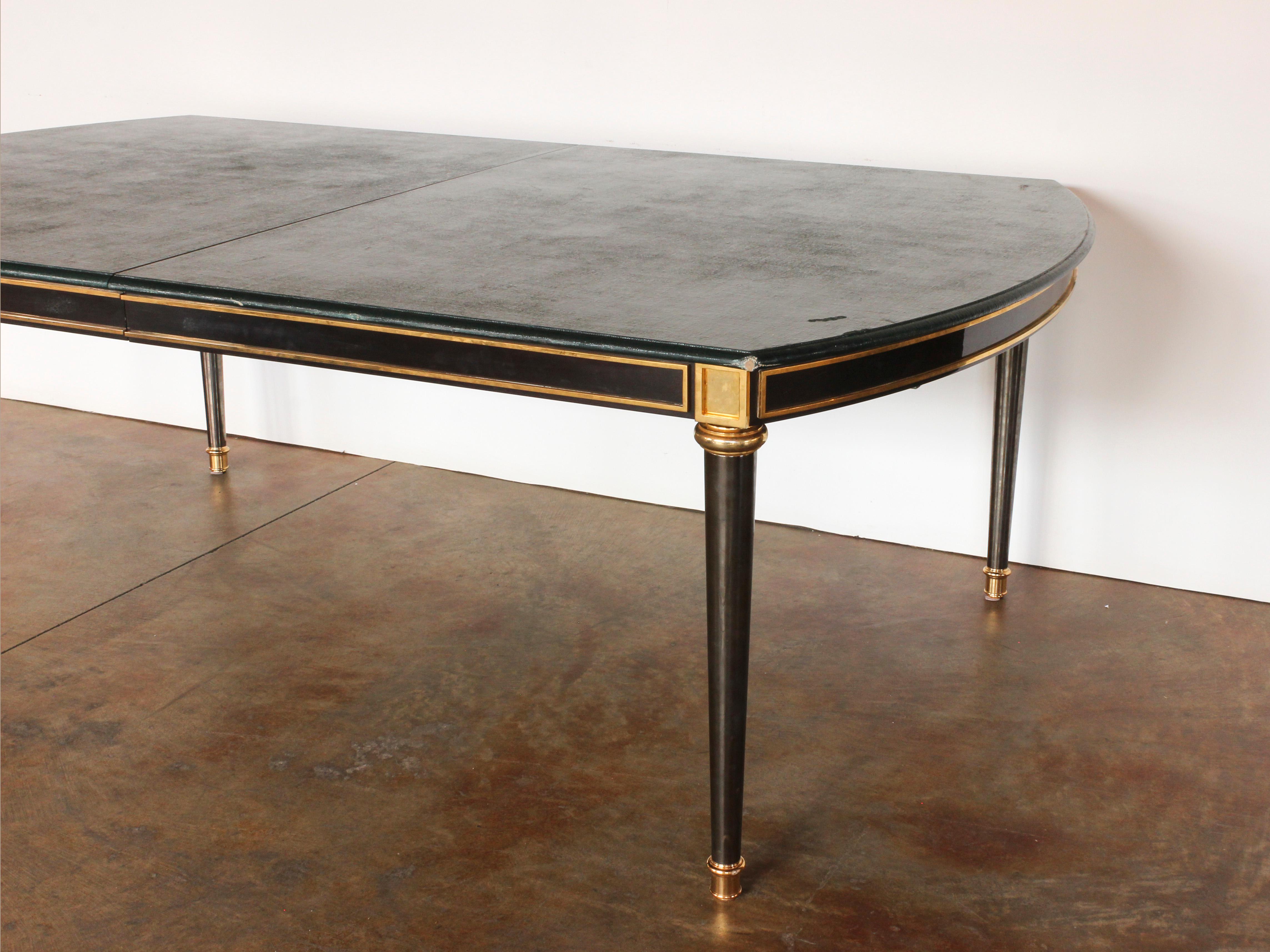 Fin 19e/début 20e siècle Table de salle à manger de style néoclassique montée sur doré-bronze en vente 3