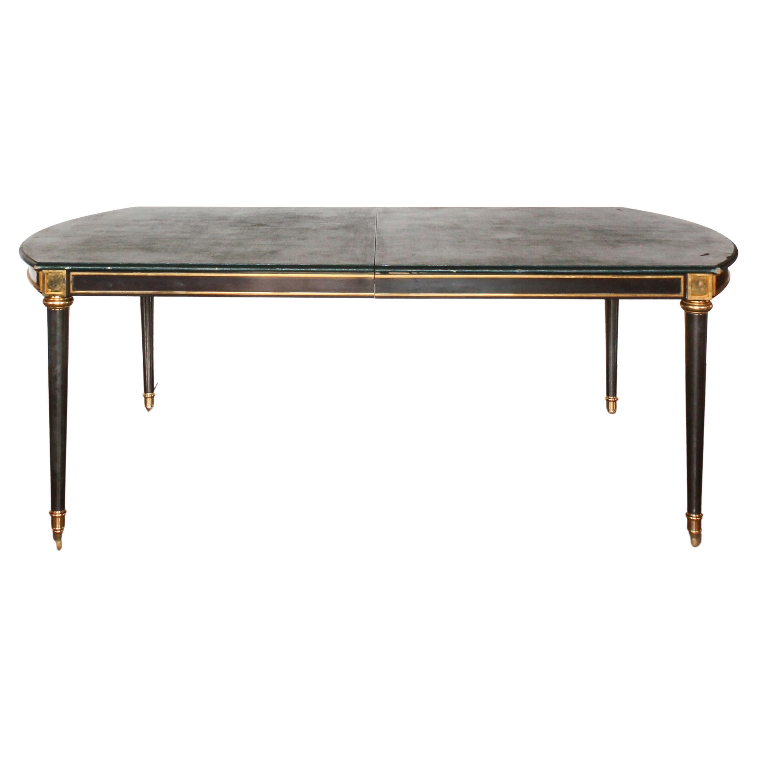 Fin 19e/début 20e siècle Table de salle à manger de style néoclassique montée sur doré-bronze en vente