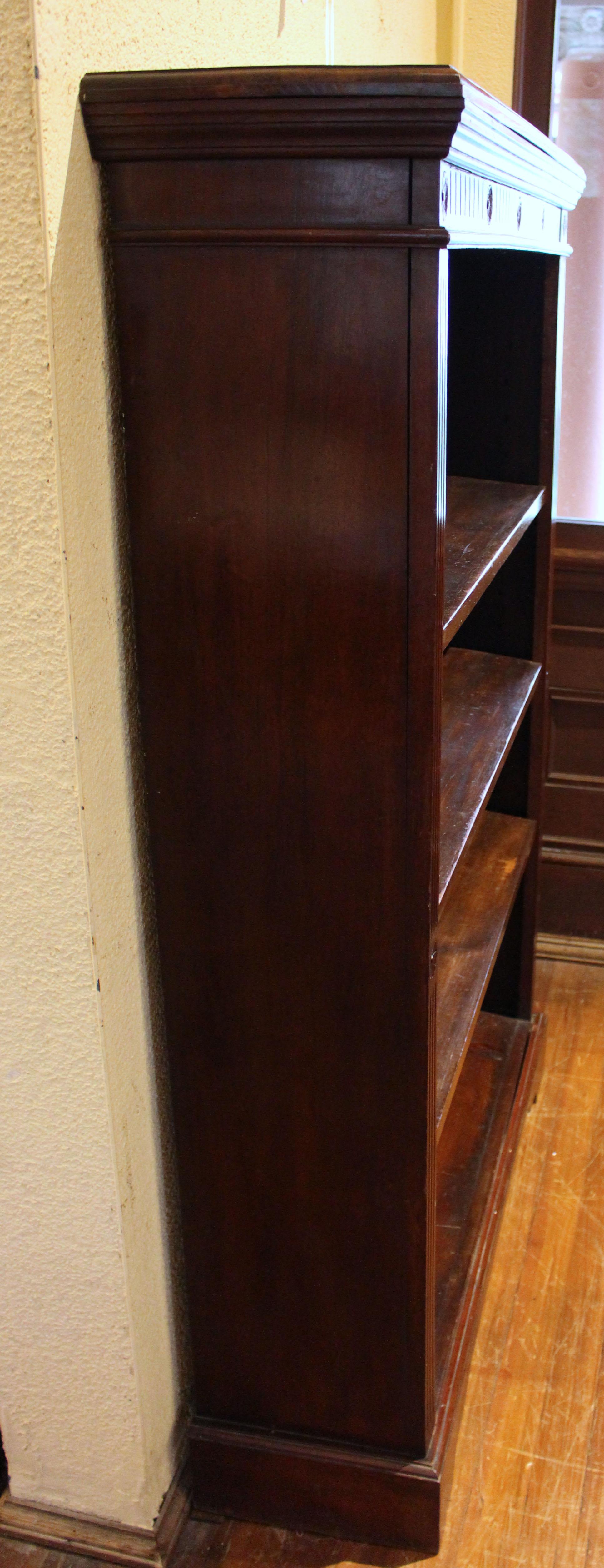 Late 19th-early 20th Century Open Bookcase, English In Good Condition In Chapel Hill, NC
