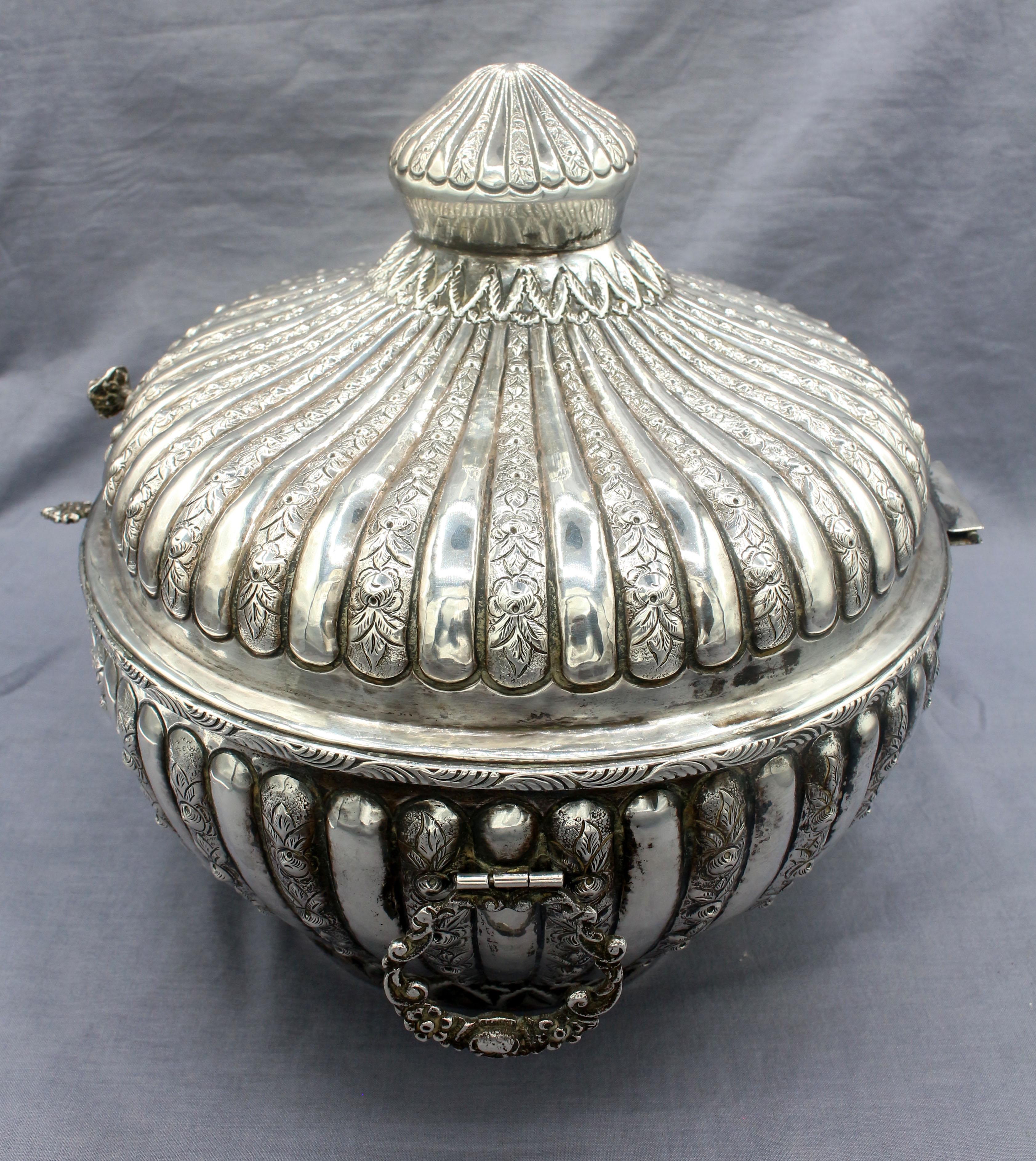 Turkish Late 19th-Early 20th Century Ottoman Empire Silver Jewelry Casket For Sale