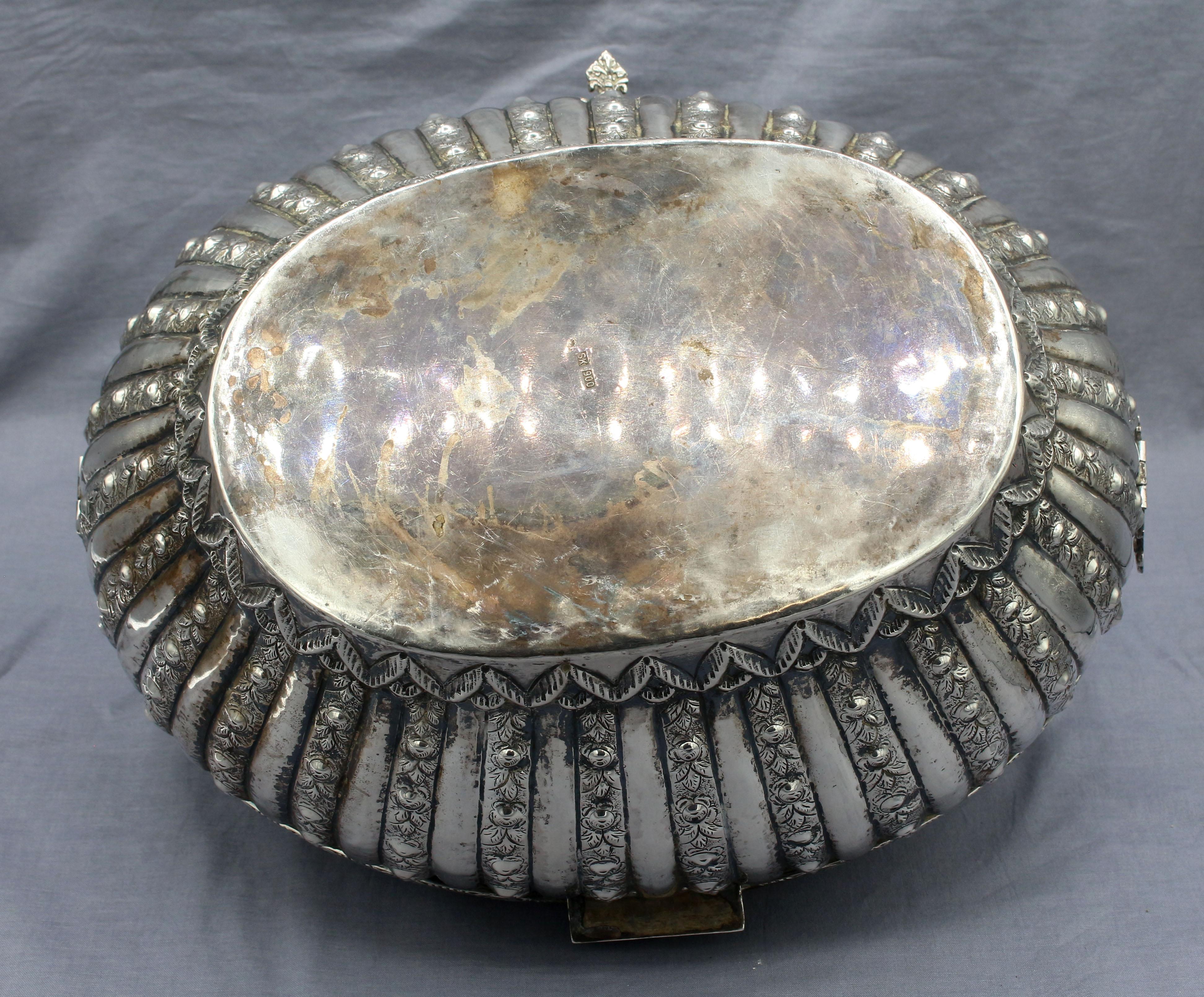 Late 19th-Early 20th Century Ottoman Empire Silver Jewelry Casket For Sale 2