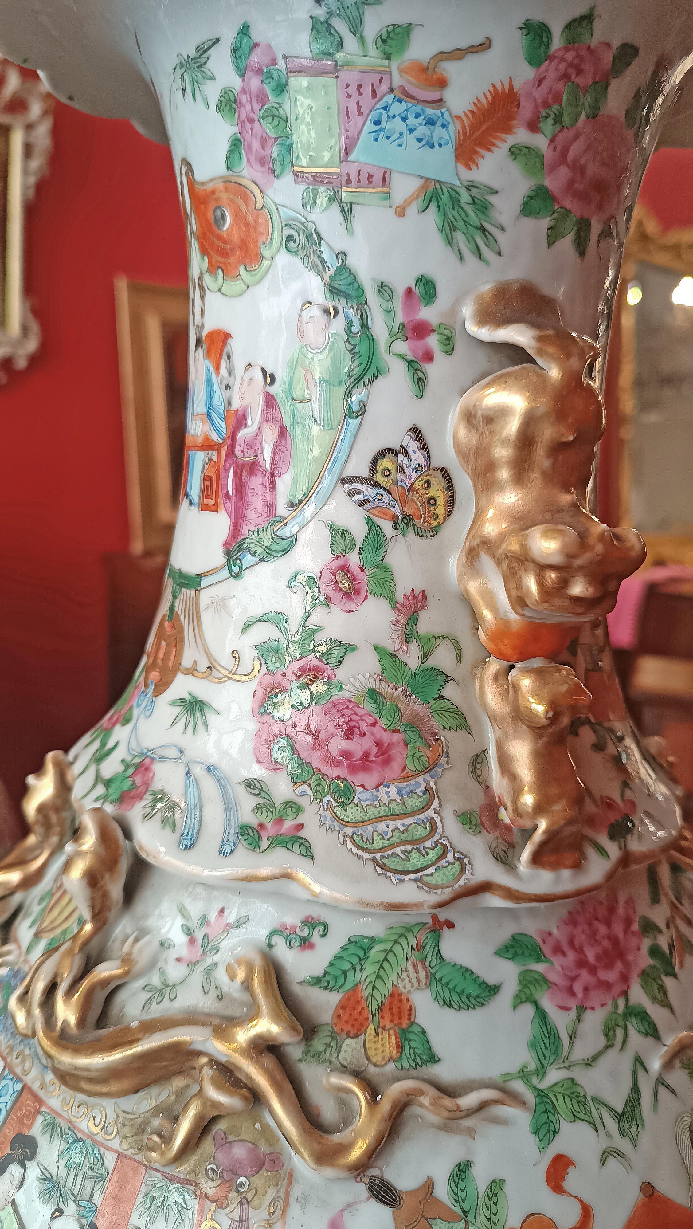 LATE 19th-EARLY 20th CENTURY PAIR OF LARGE CANTON VASES CHINA in vendita 5