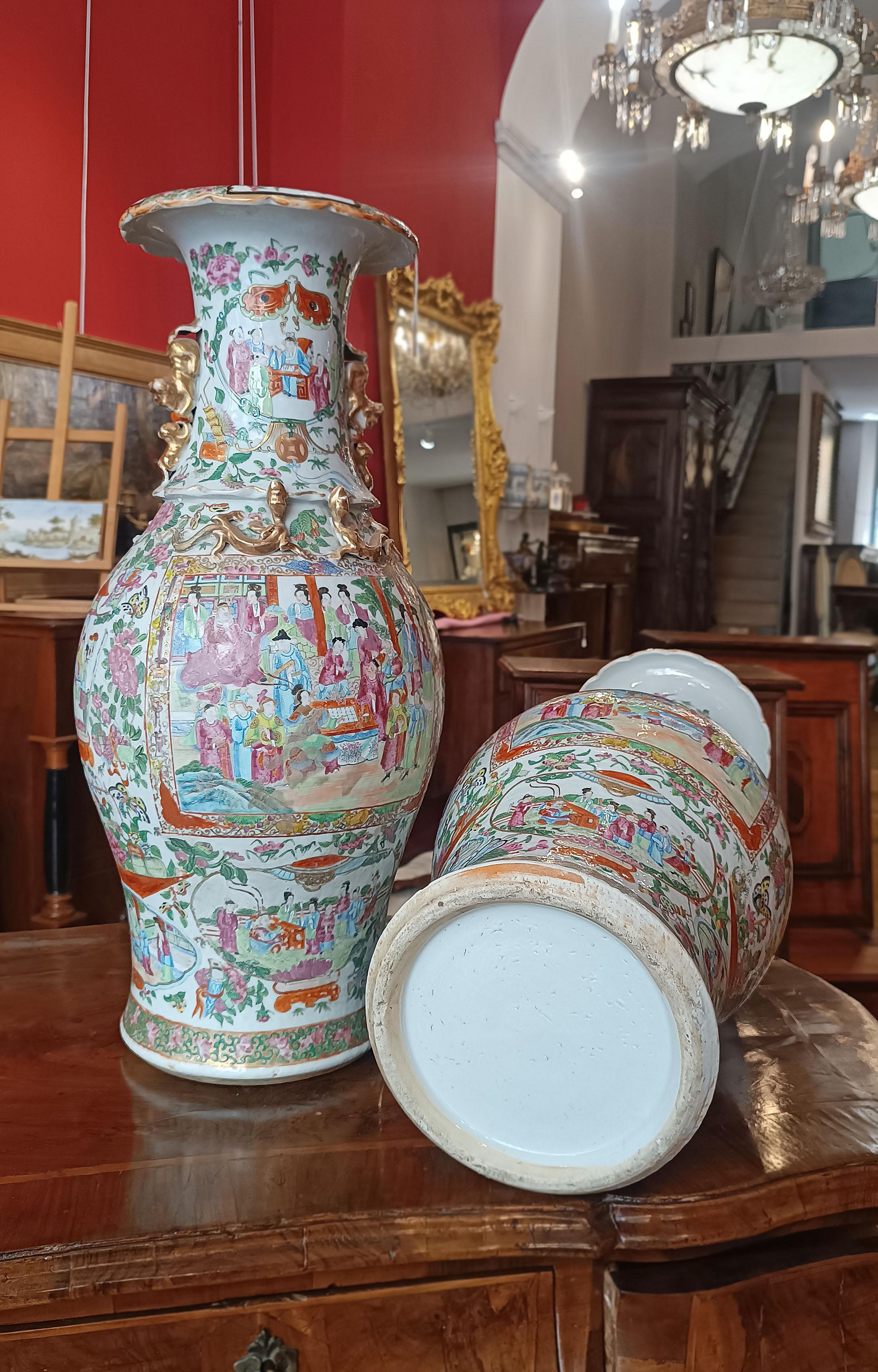 LATE 19th-EARLY 20th CENTURY PAIR OF LARGE CANTON VASES CHINA in vendita 2