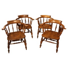 Set di 4 poltrone Windsor di fine Ottocento-inizio Novecento