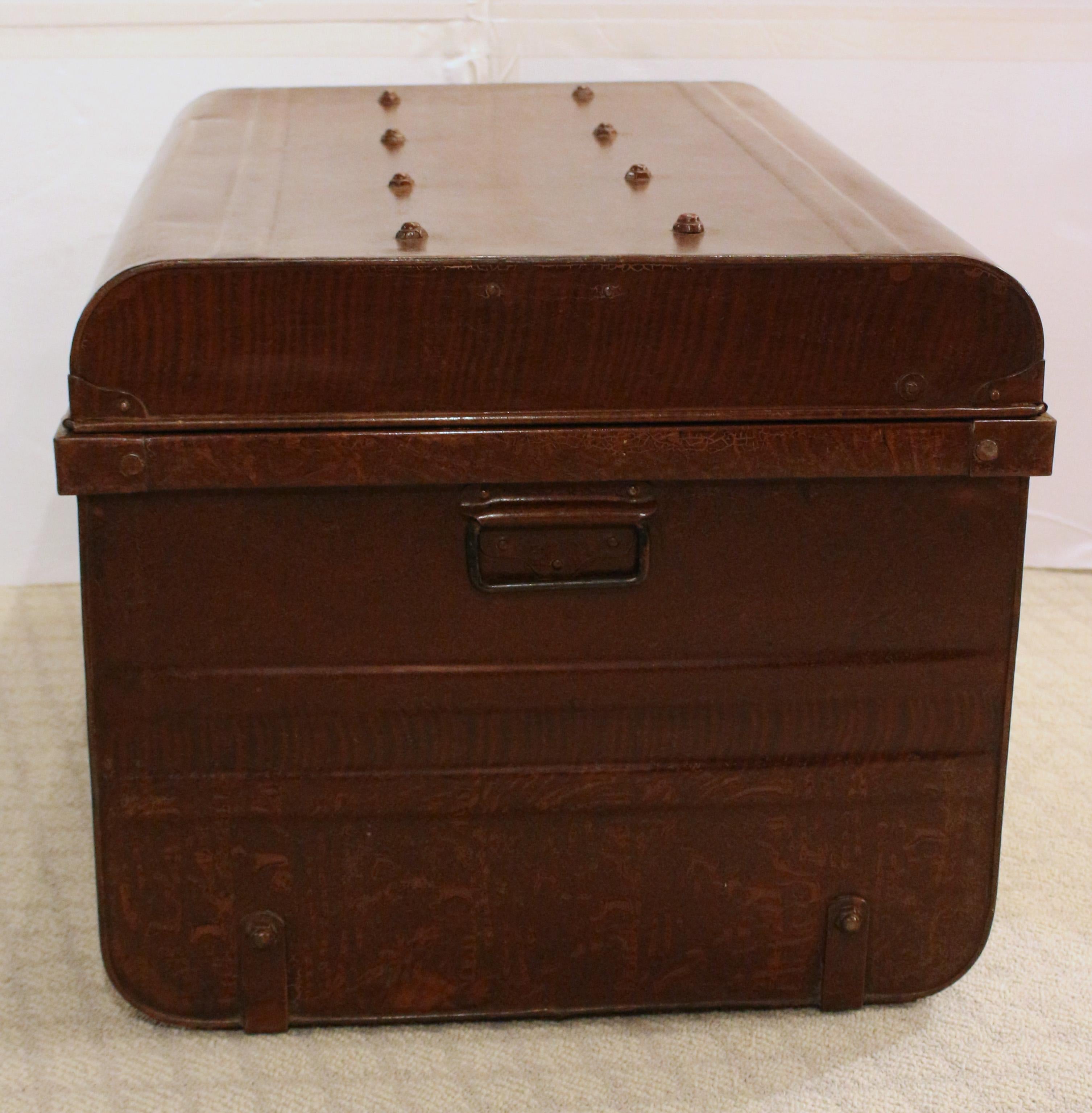 English Late 19th-Early 20th Century Steel Trunk For Sale