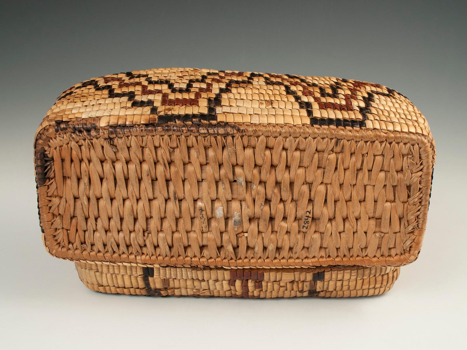 Late 19th-Early 20th Century Tribal Native American Columbia River Basket 1