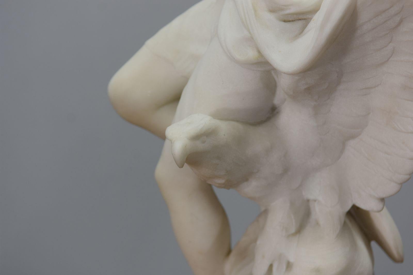 Sculpture en marbre représentant Jupiter et Hébé par Émile Louis Picault 12