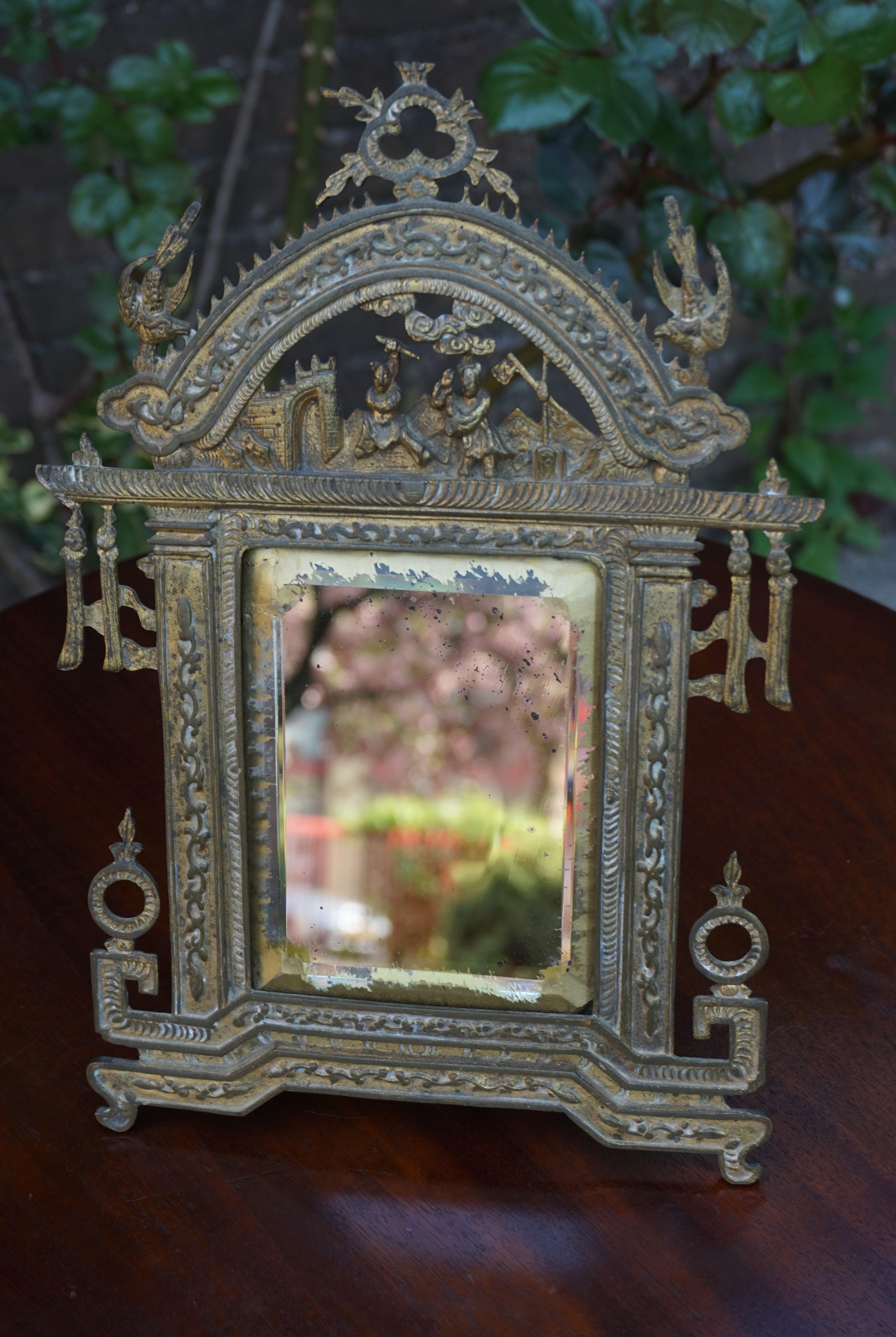 Miroir de table en bronze doré de la fin du XIXe ou du début du XXe siècle, de style chinois ou chinoiserie en vente 8