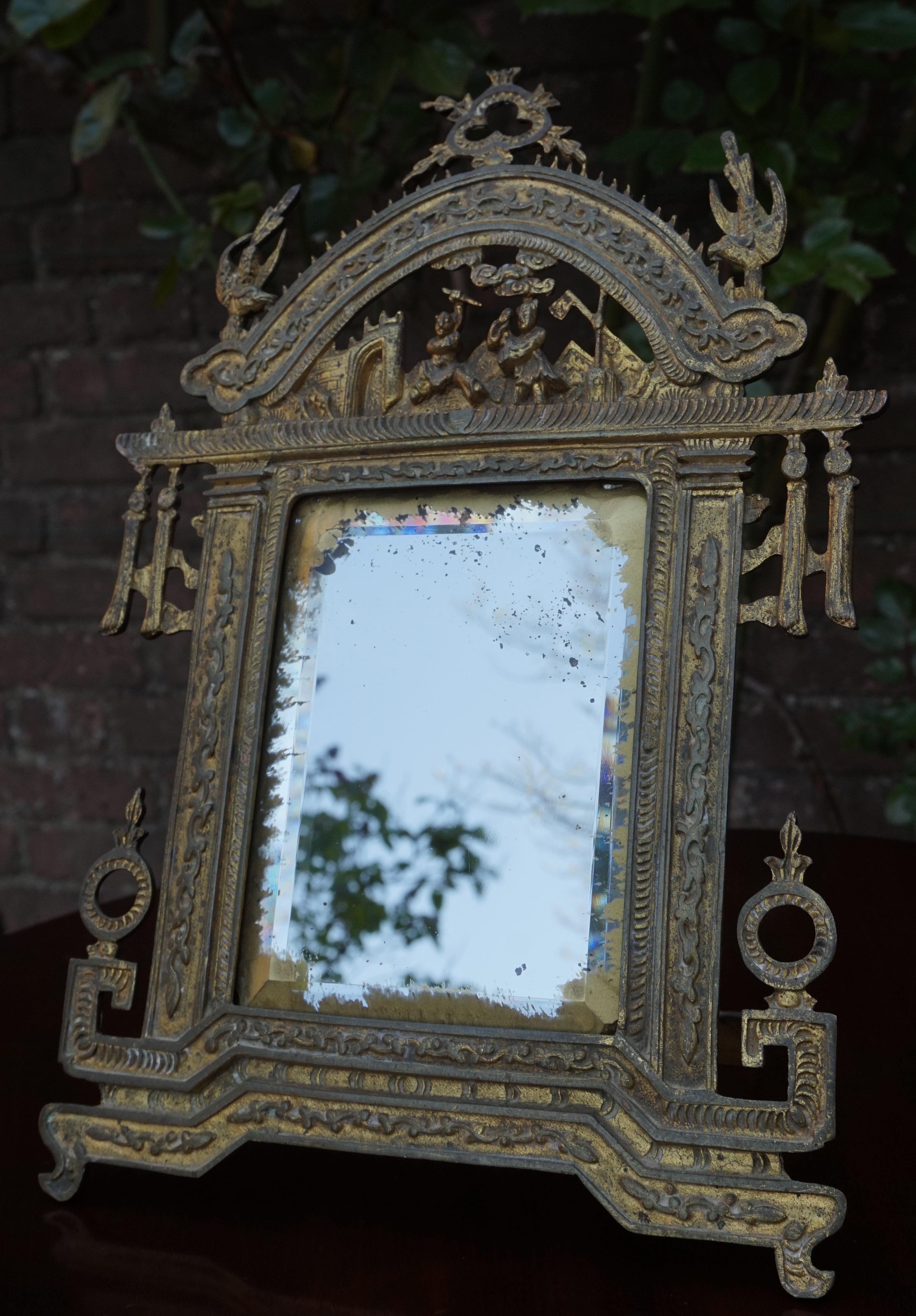 Miroir de table en bronze doré de la fin du XIXe ou du début du XXe siècle, de style chinois ou chinoiserie en vente 2