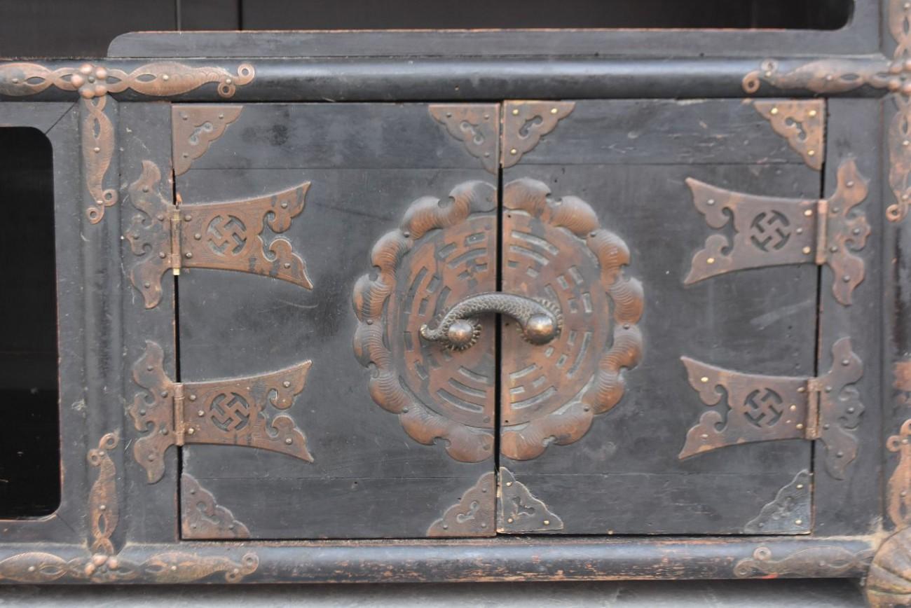 Late 19th Original Wood Blackened Trunk Korea Brass Decor Swastika 4