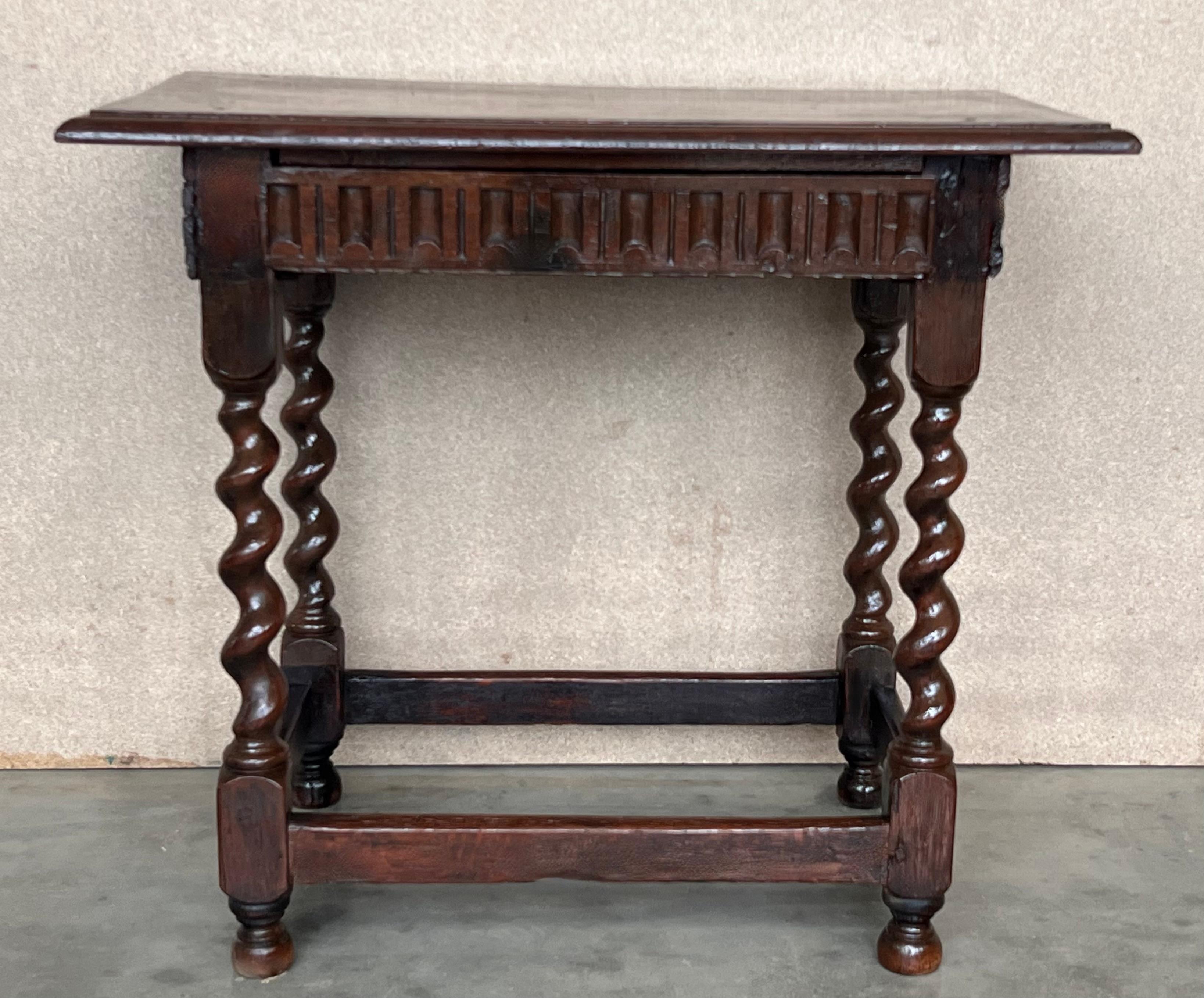 20th century Spanish nightstands in solid walnut with carved drawer and iron hardware.
Beautiful tables that you can use like a nightstands or side tables, end tables, or table lamp.