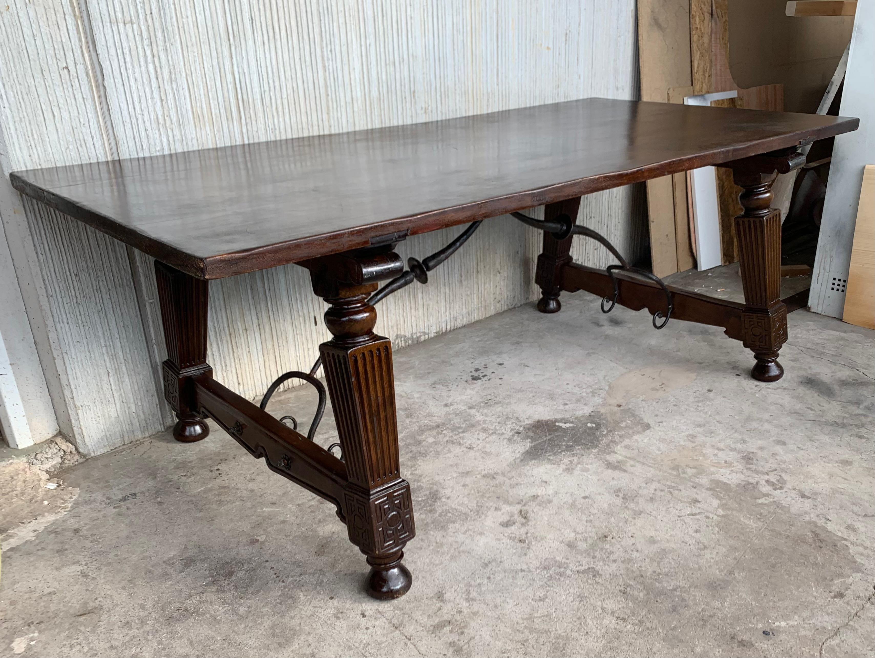 Late 19th Spanish Walnut Dining Fratino Table with Iron Stretcher In Good Condition For Sale In Miami, FL