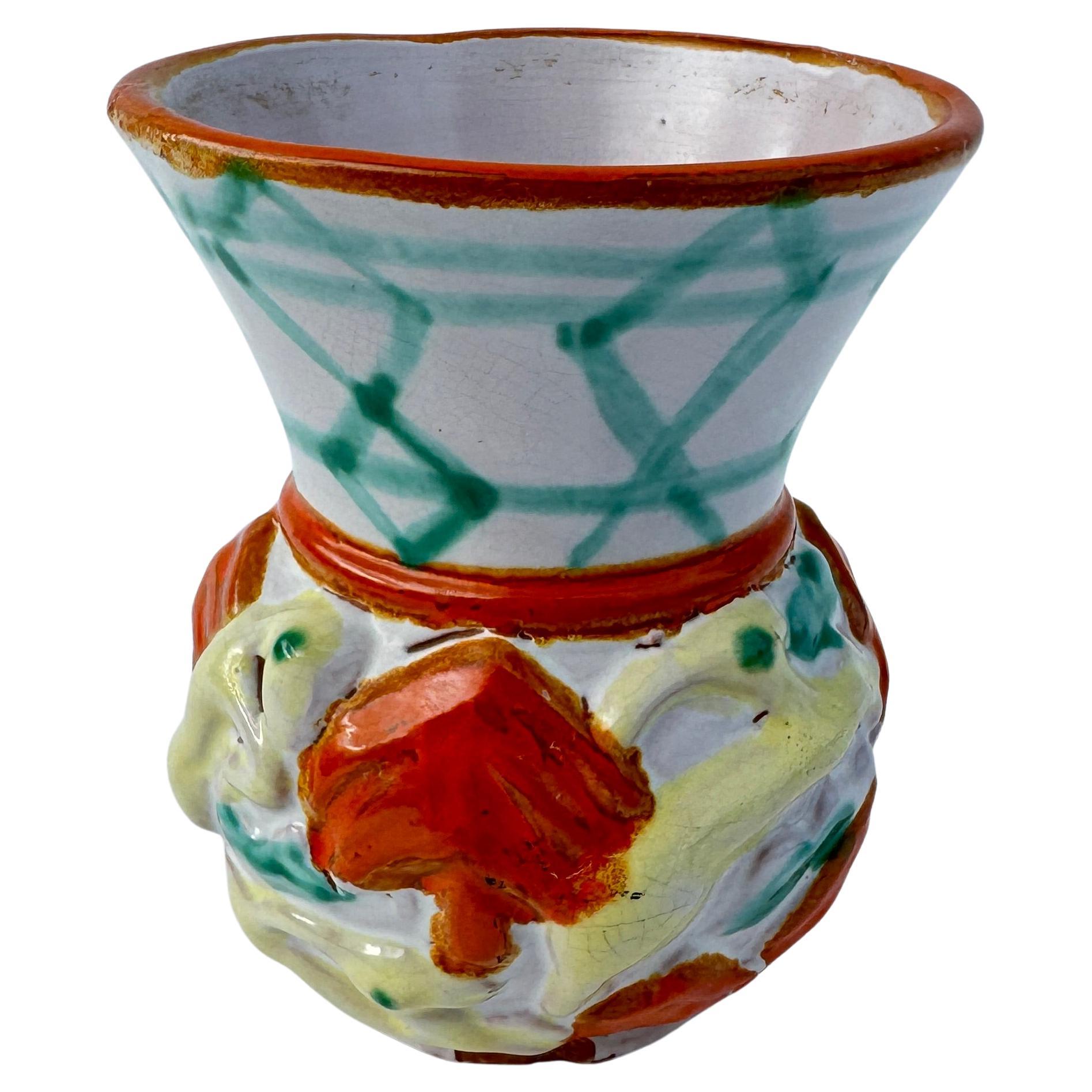 Vaso in maiolica austriaca della fine del XIX secolo o dell'inizio del XX secolo con coniglio