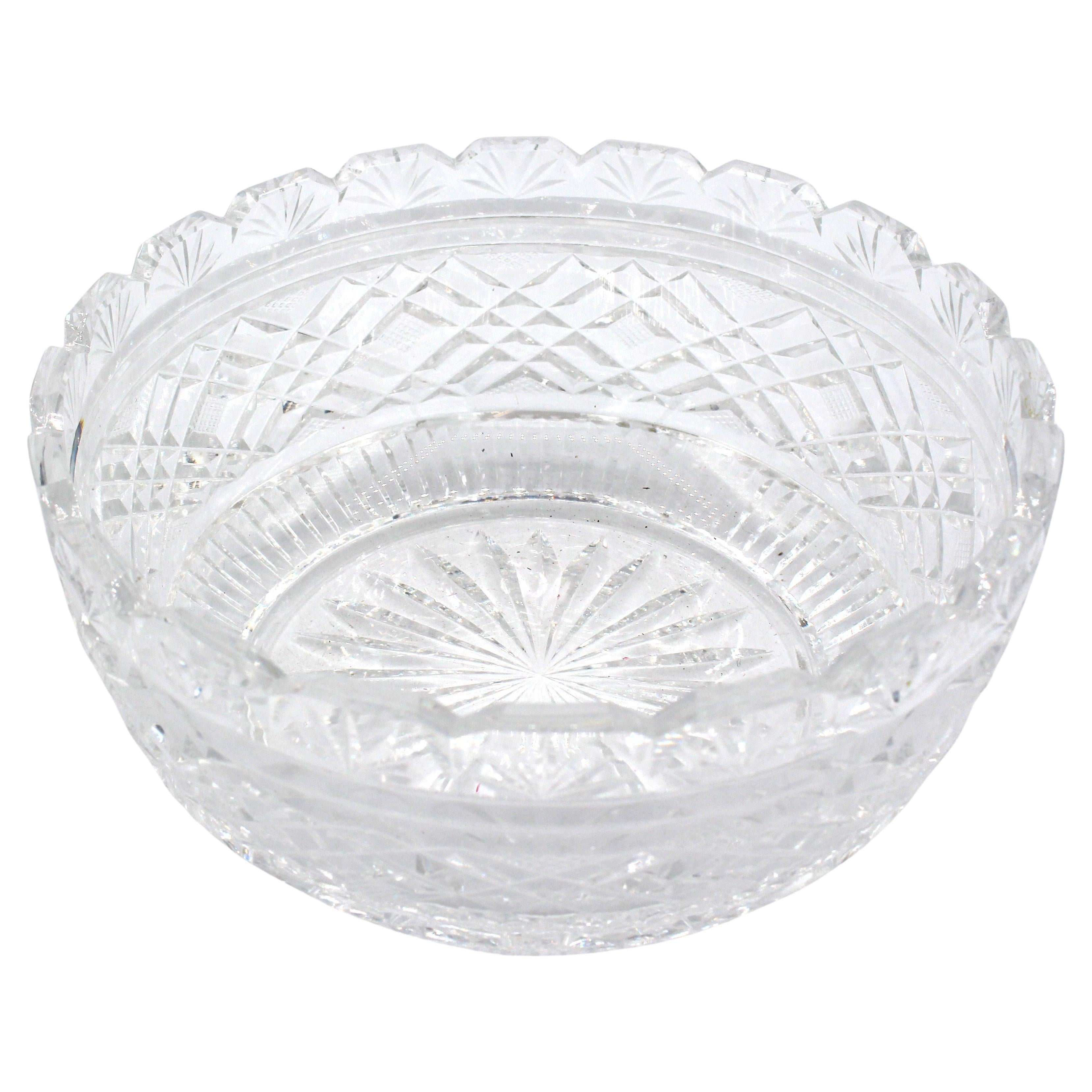 Late 19th to Early 20th Century English Cut Glass Fruit Bowl For Sale