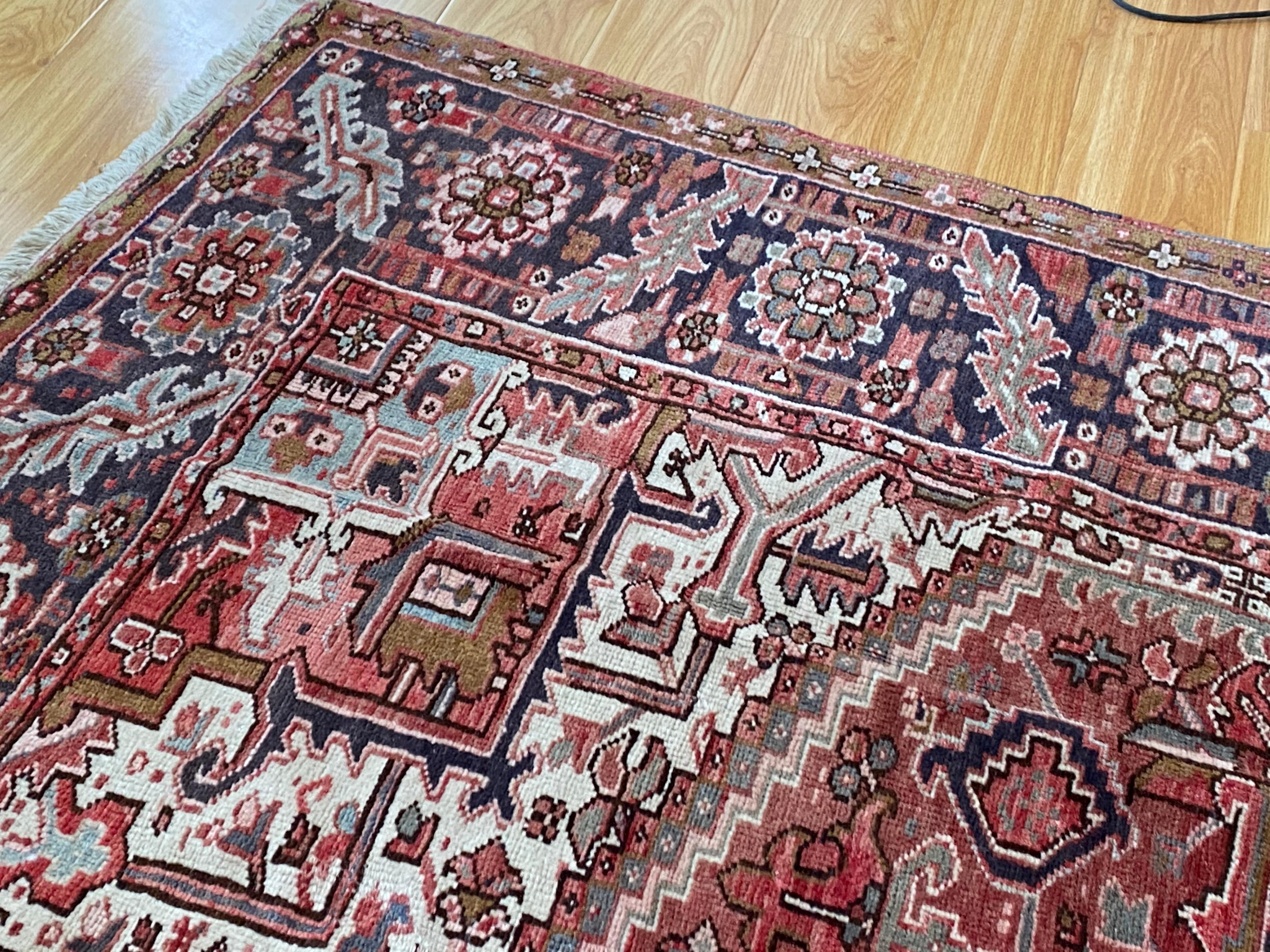 Late 19th to Early 20th Century Persian Rug For Sale 1
