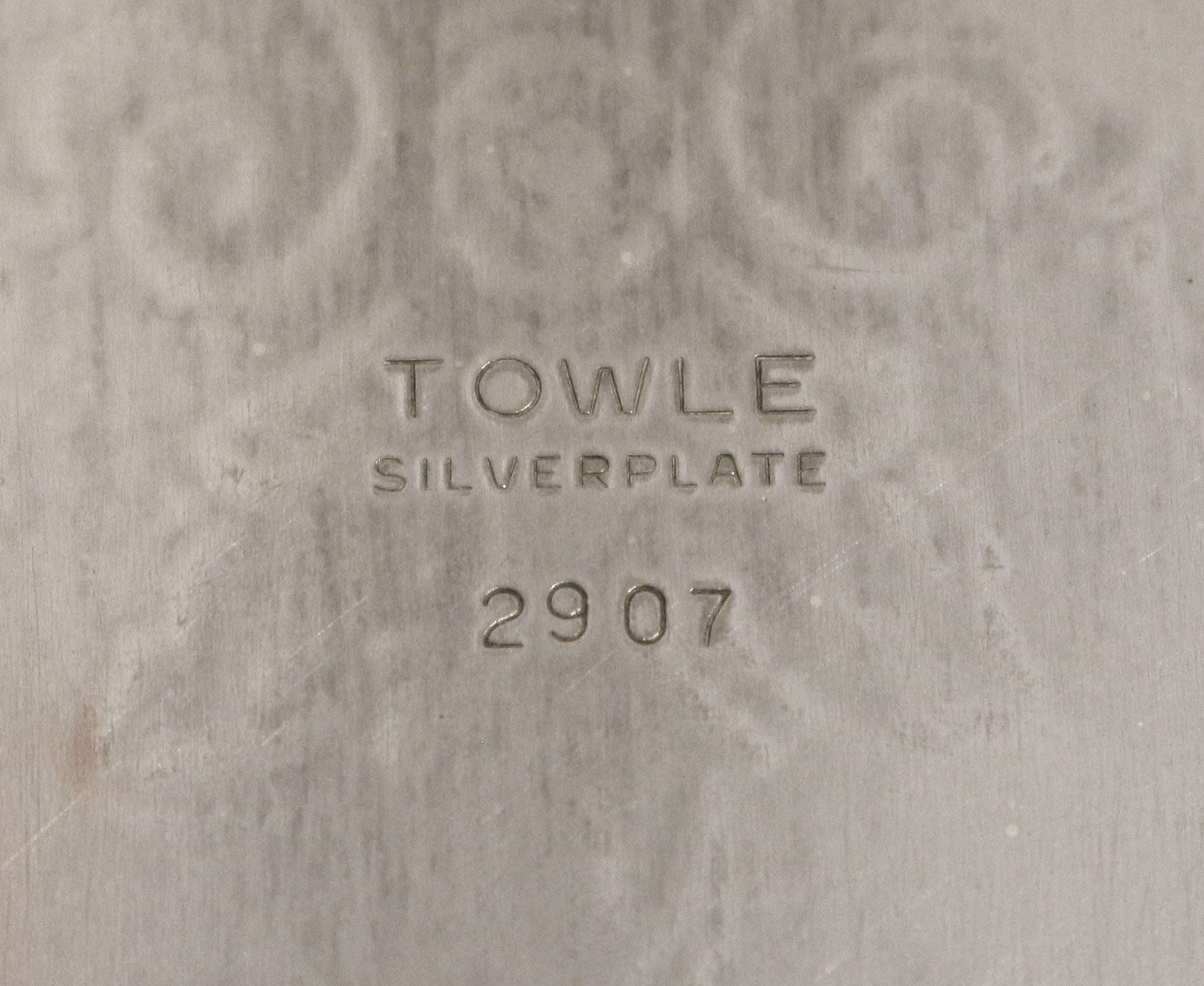 Late 19th to Early 20th Century Rococo-Style Silver Plate Tea Tray by Towle For Sale 1