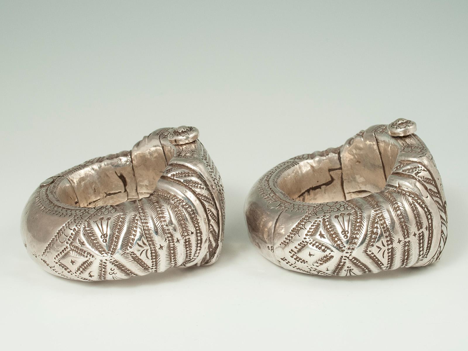 Tobilleras de plata de finales del siglo XIX o principios del XX, Omán Tribal