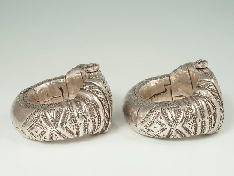 Late 19th to Early 20th Century Silver Anklets, Oman For Sale at 1stDibs | omani  silver anklets