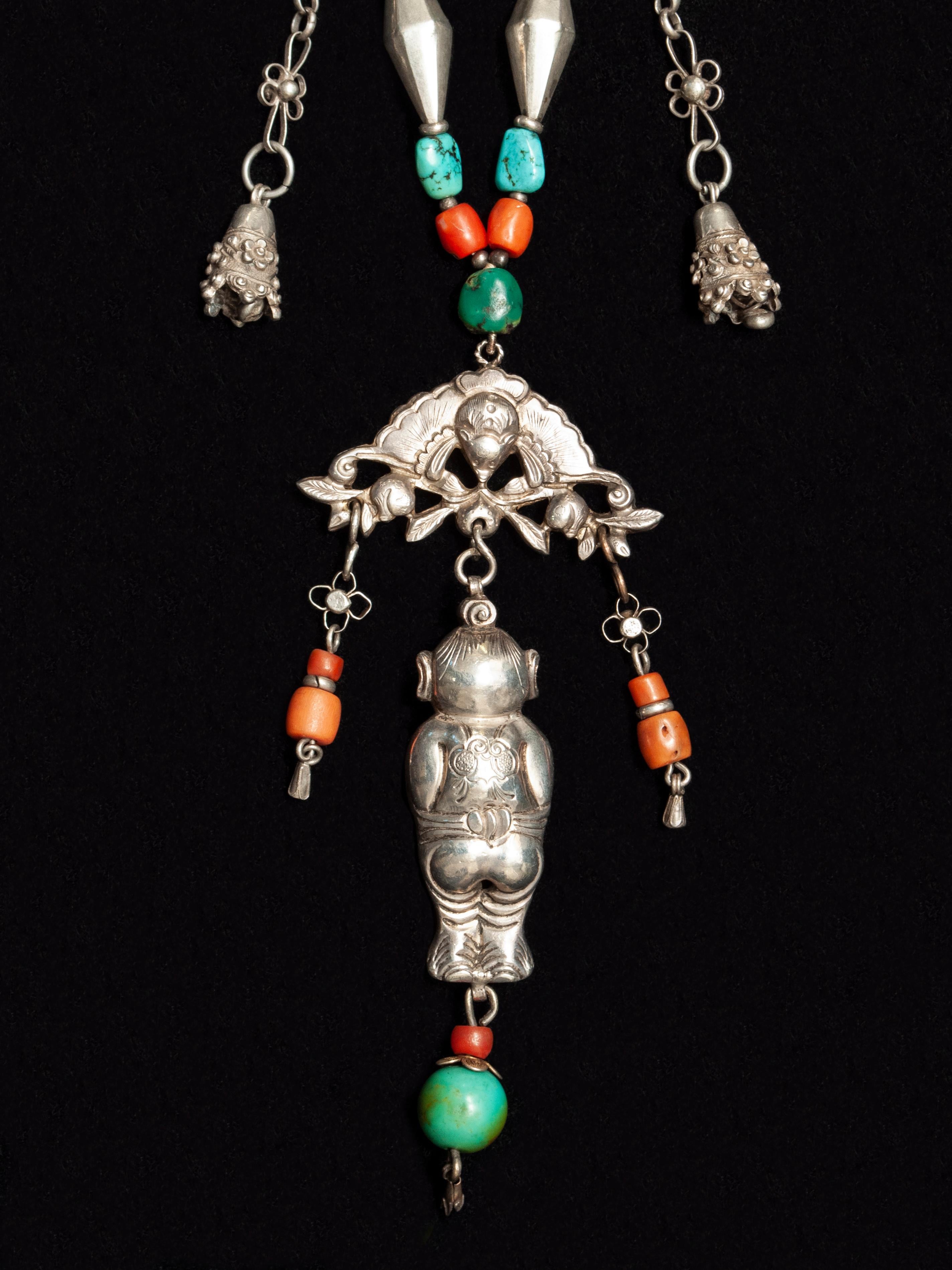 Chinese Late 19th to Early 20th Century Silver Baby Amulet Necklace, China For Sale