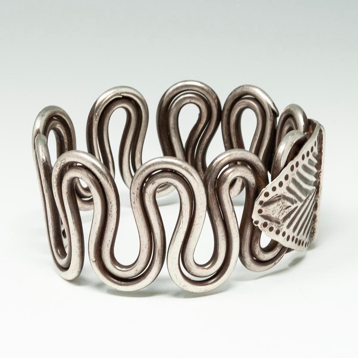 Artisan Late 19th to Early 20th Century Silver Wire Serpent Armlet, Rajasthan, India For Sale