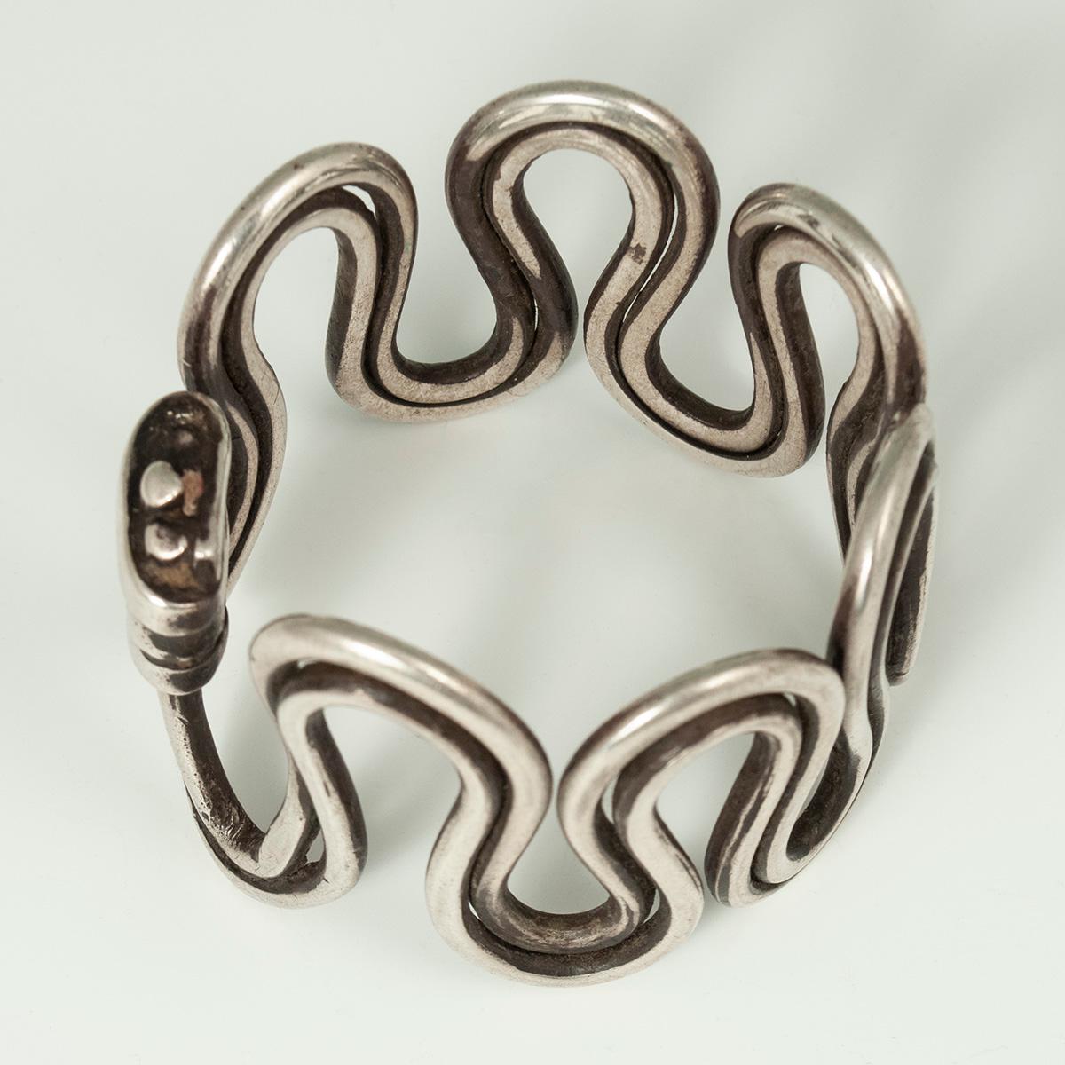 Indian Late 19th to Early 20th Century Silver Wire Serpent Bracelet, Rajasthan, India For Sale