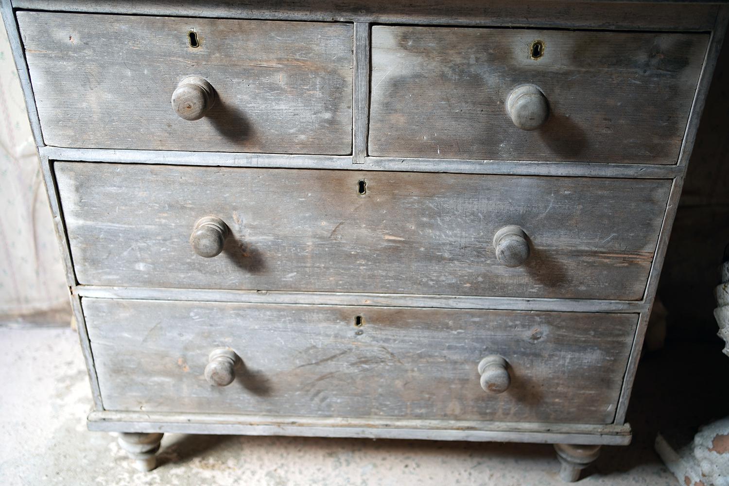 Late 19thC Bleached Pine Chest of Drawers, c.1900 6