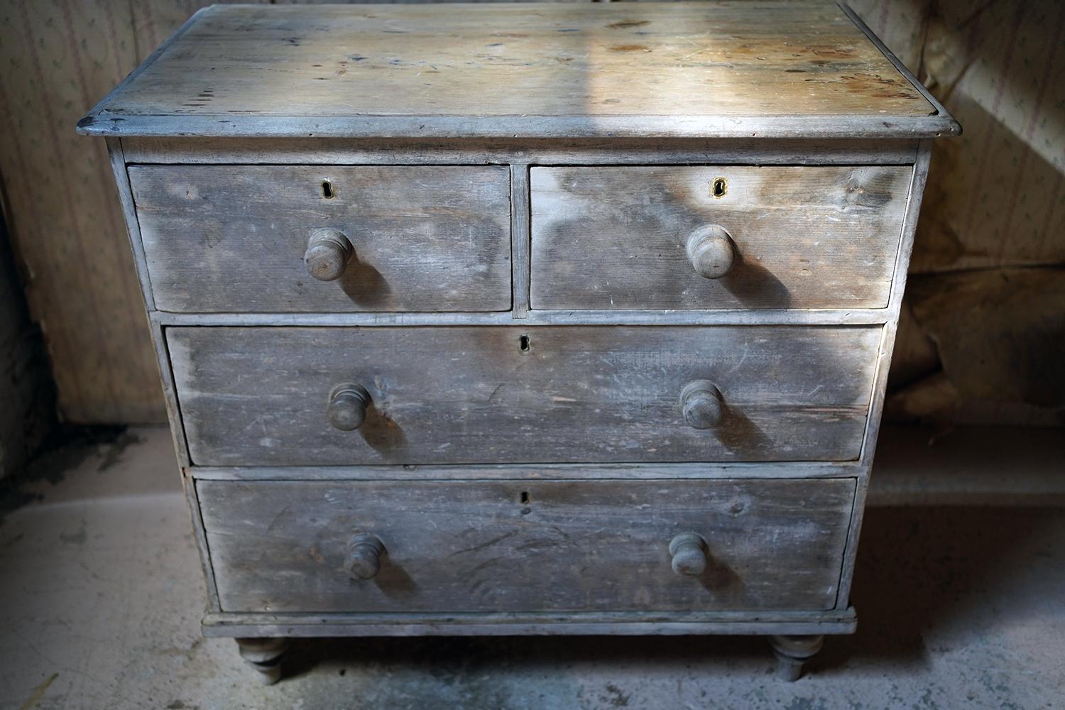 English Late 19thC Bleached Pine Chest of Drawers, c.1900