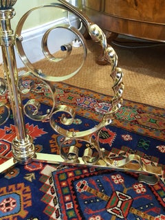 Late 19th Century Brass Adjustable Standard Oil Lamp