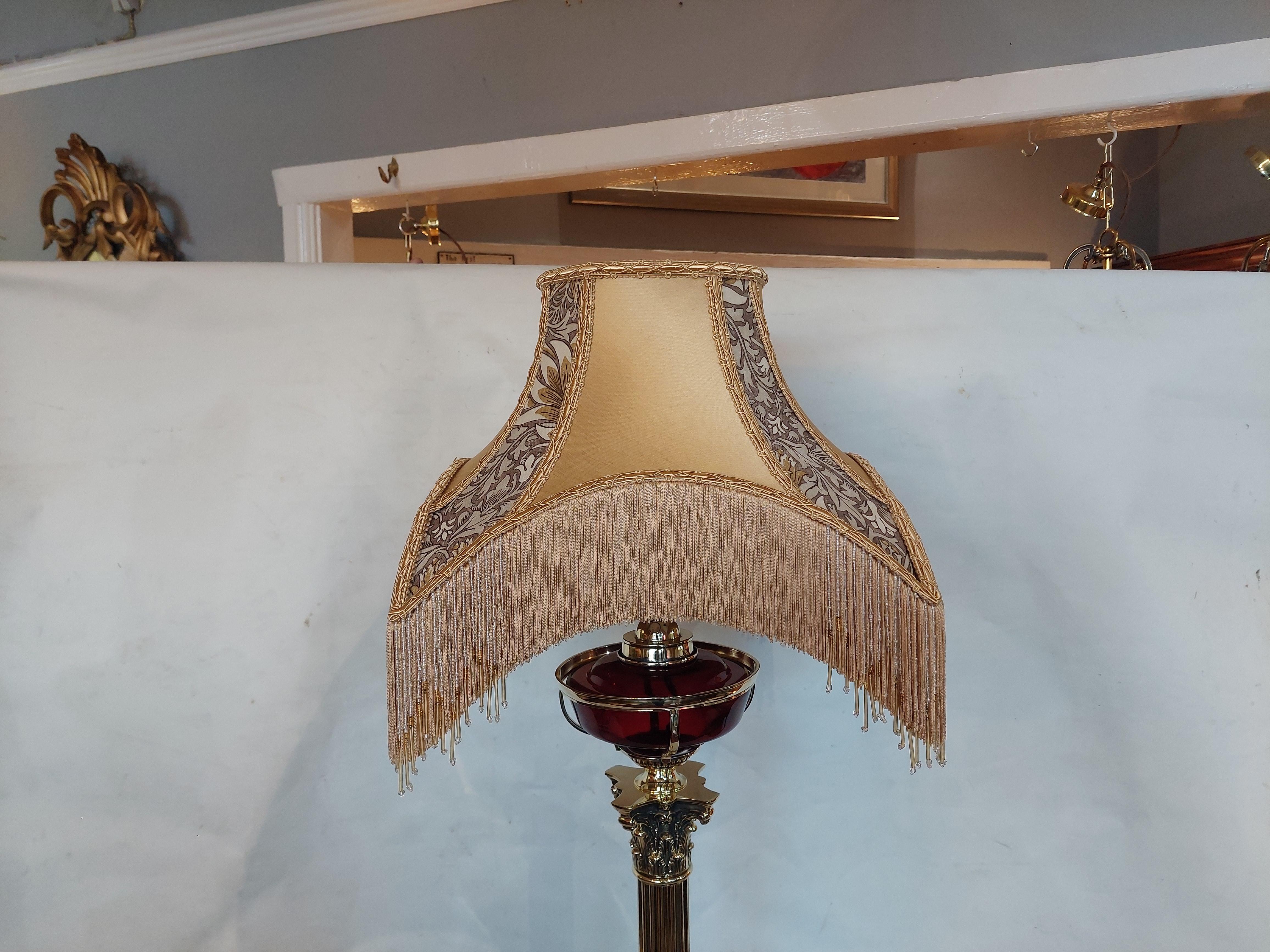 Late 19thC Brass Oil Table Lamp In Good Condition For Sale In Altrincham, GB