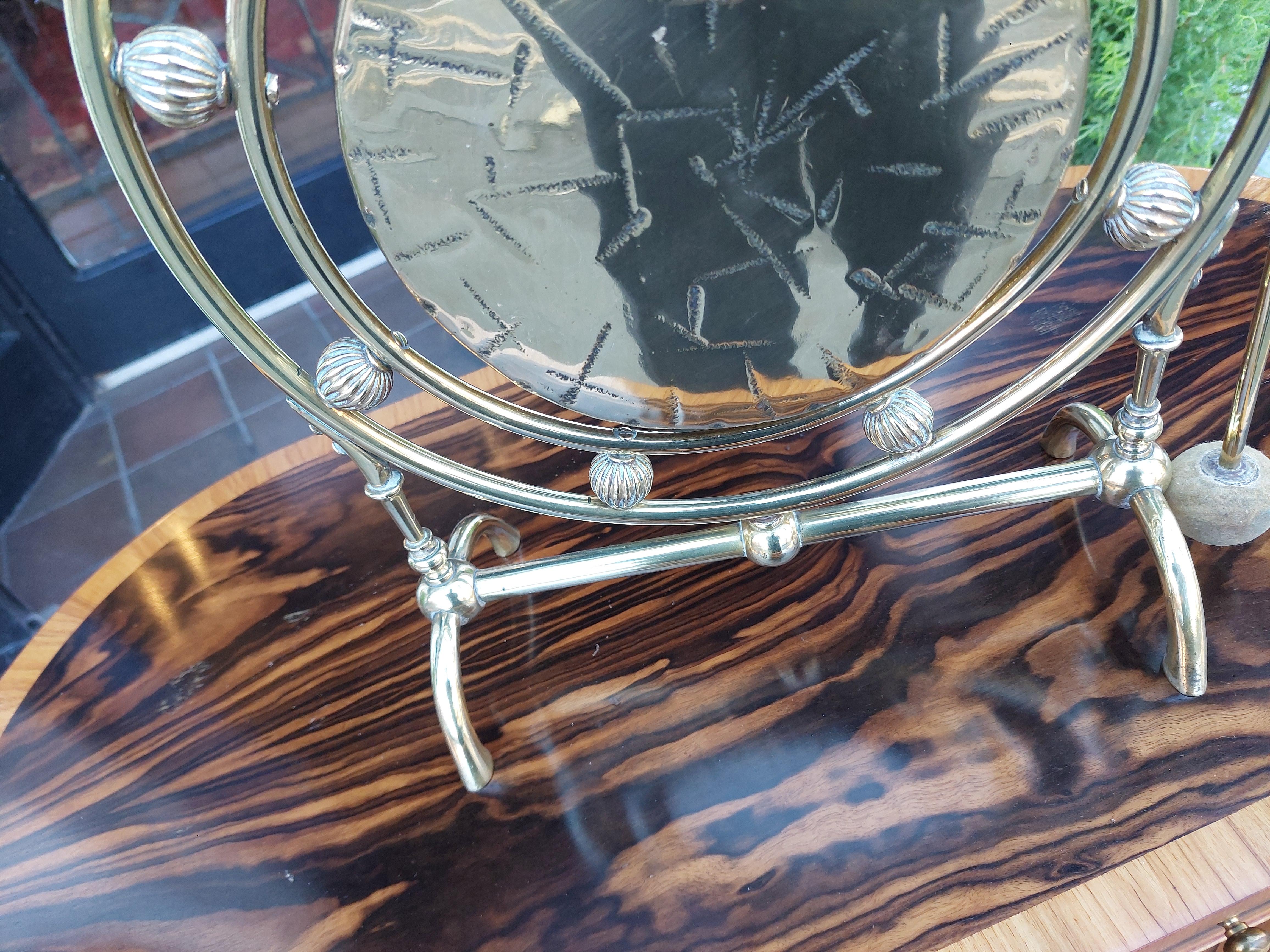 Victorien tardif Late 19thC Brass Table Top Gong en vente