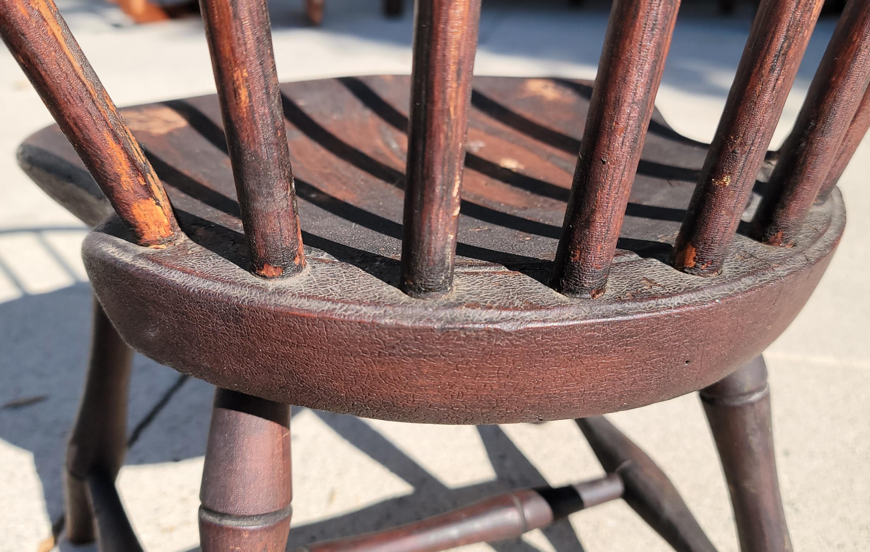 Fin du 18e siècle  Chaise Windsor pour enfant Bon état - En vente à Los Angeles, CA