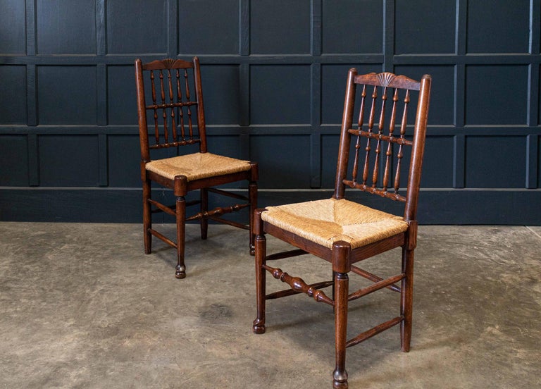 Late 19th Century English Set of 6 Oak and Rush Dining Chairs For Sale