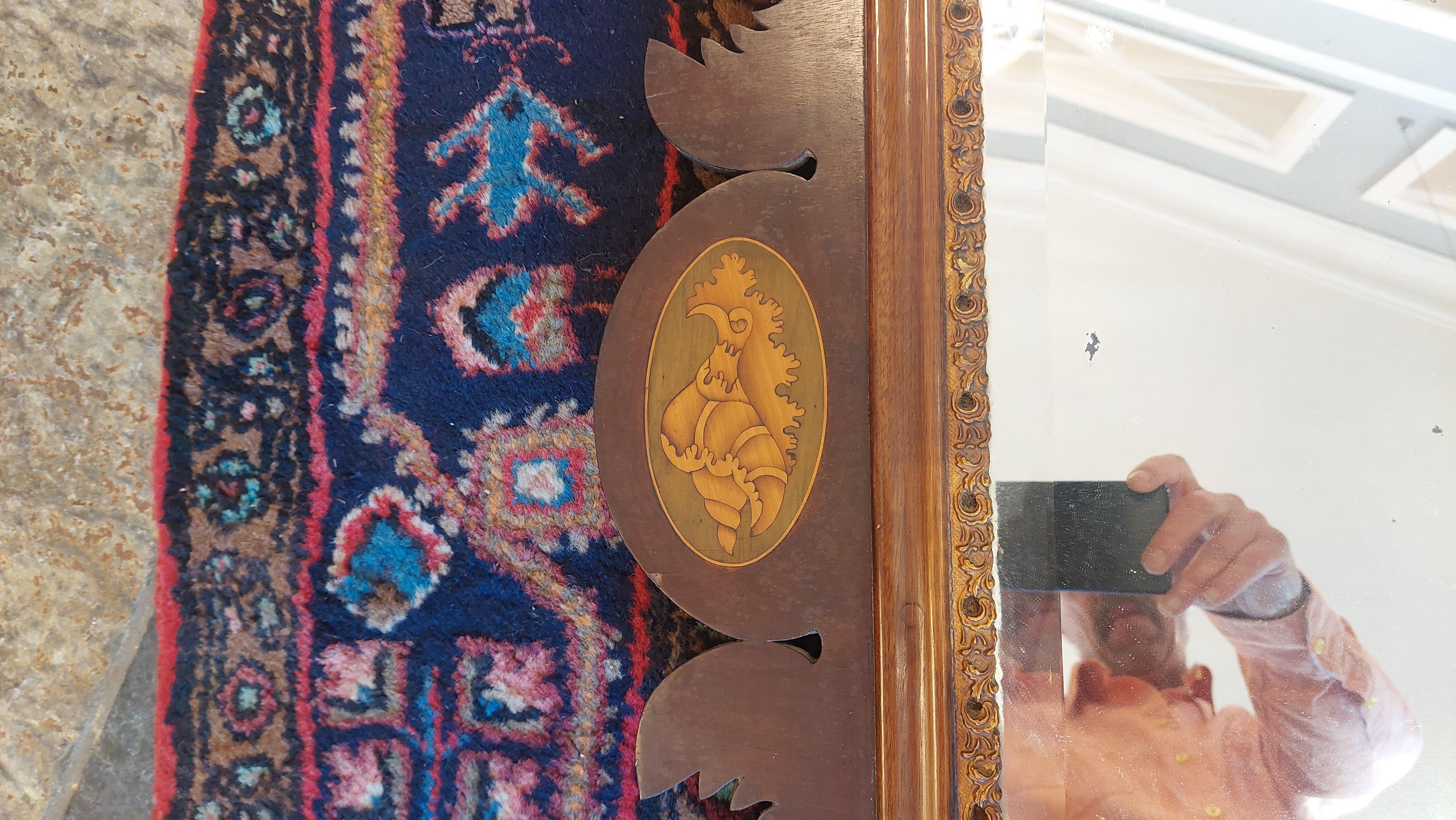 Stile Giorgio II della fine del XIX secolo in legno di noce e  Specchio da parete Giltwood in vendita 2