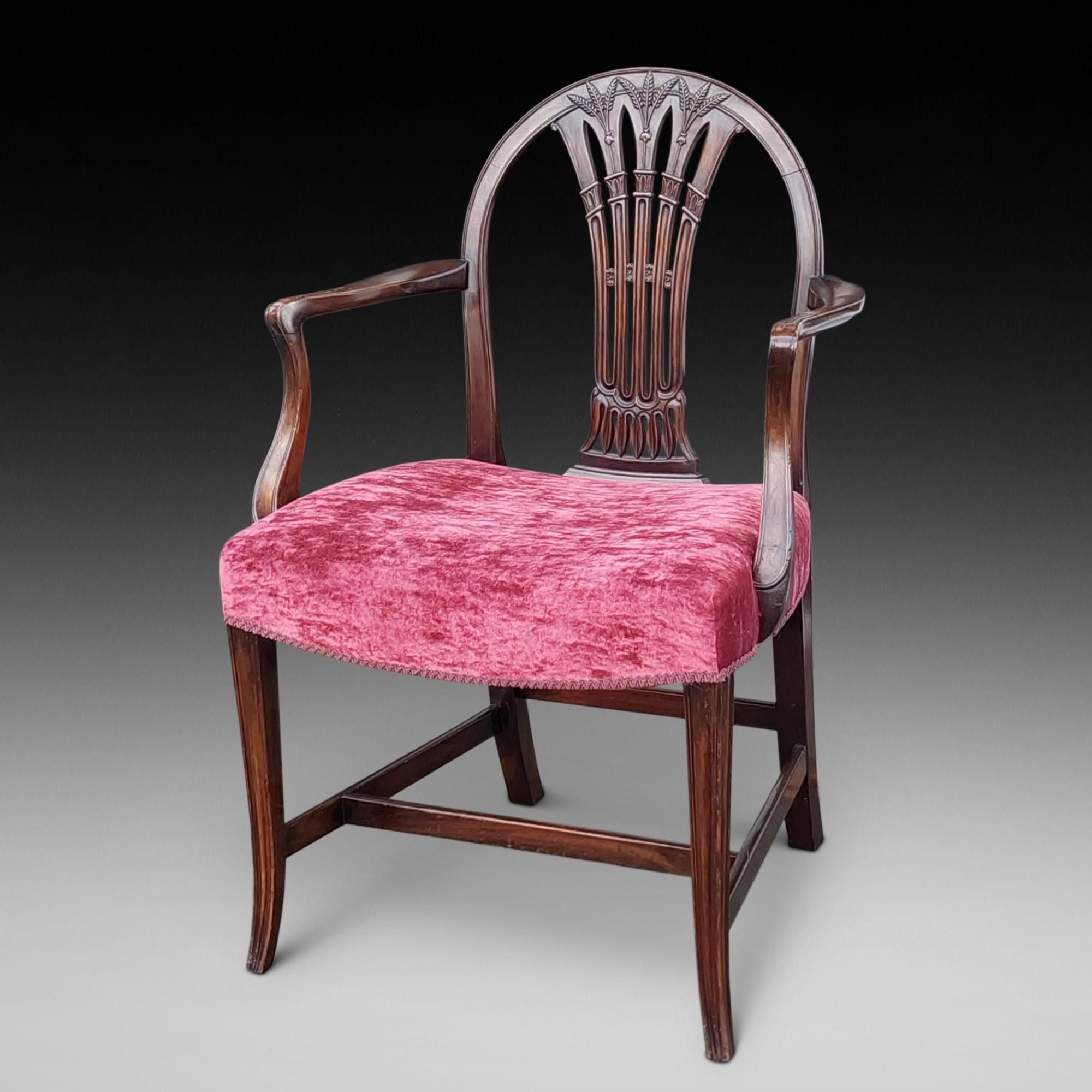 Sillón de estilo Hepplewhite de finales del siglo XIX con respaldo de listones tallados en forma de hoja de trigo y patas cónicas arqueadas - 25