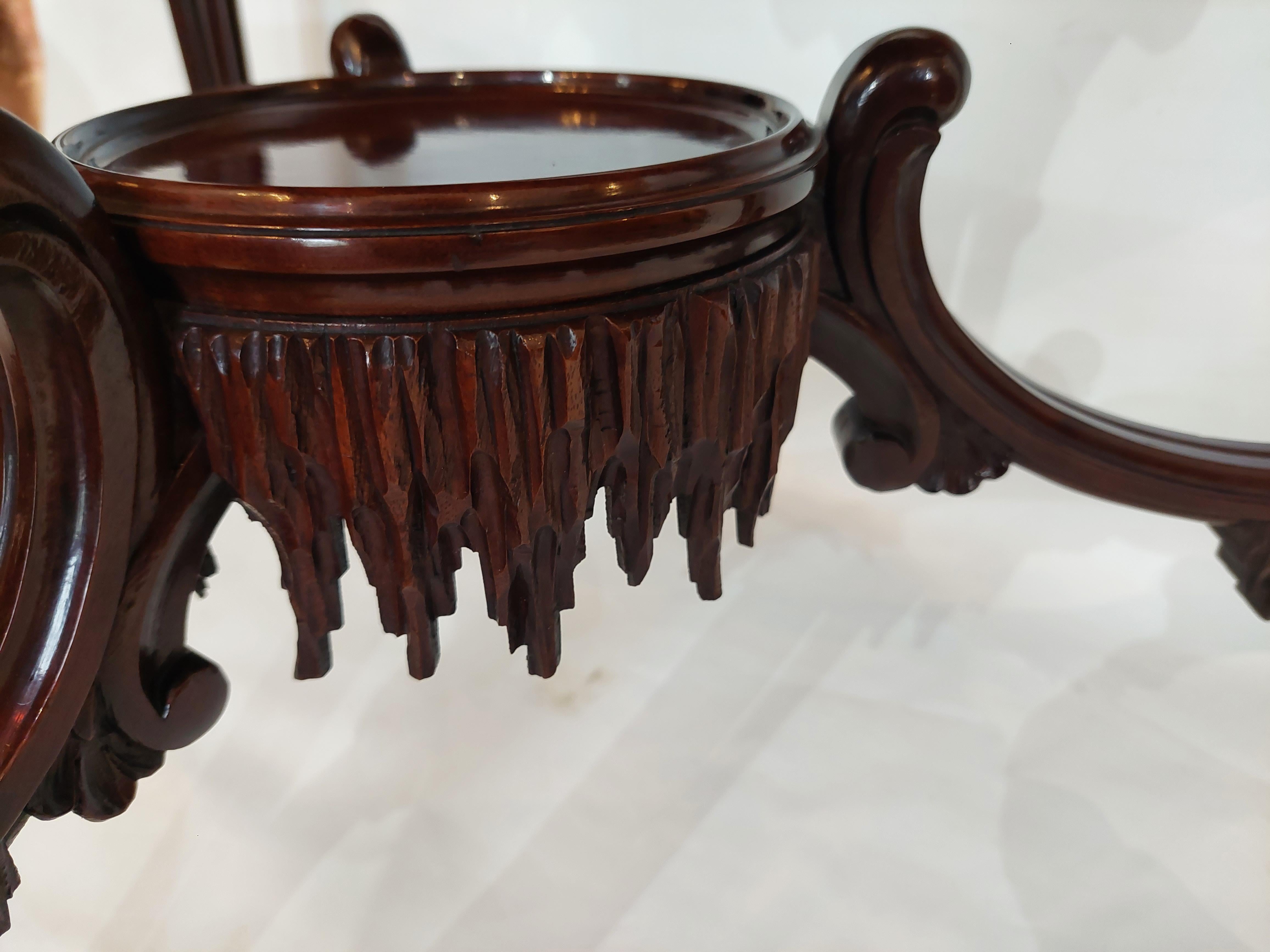 Chinese Chippendale Late 19thC Mahogany Chippendale Design Heart Shaped Occasional Table For Sale