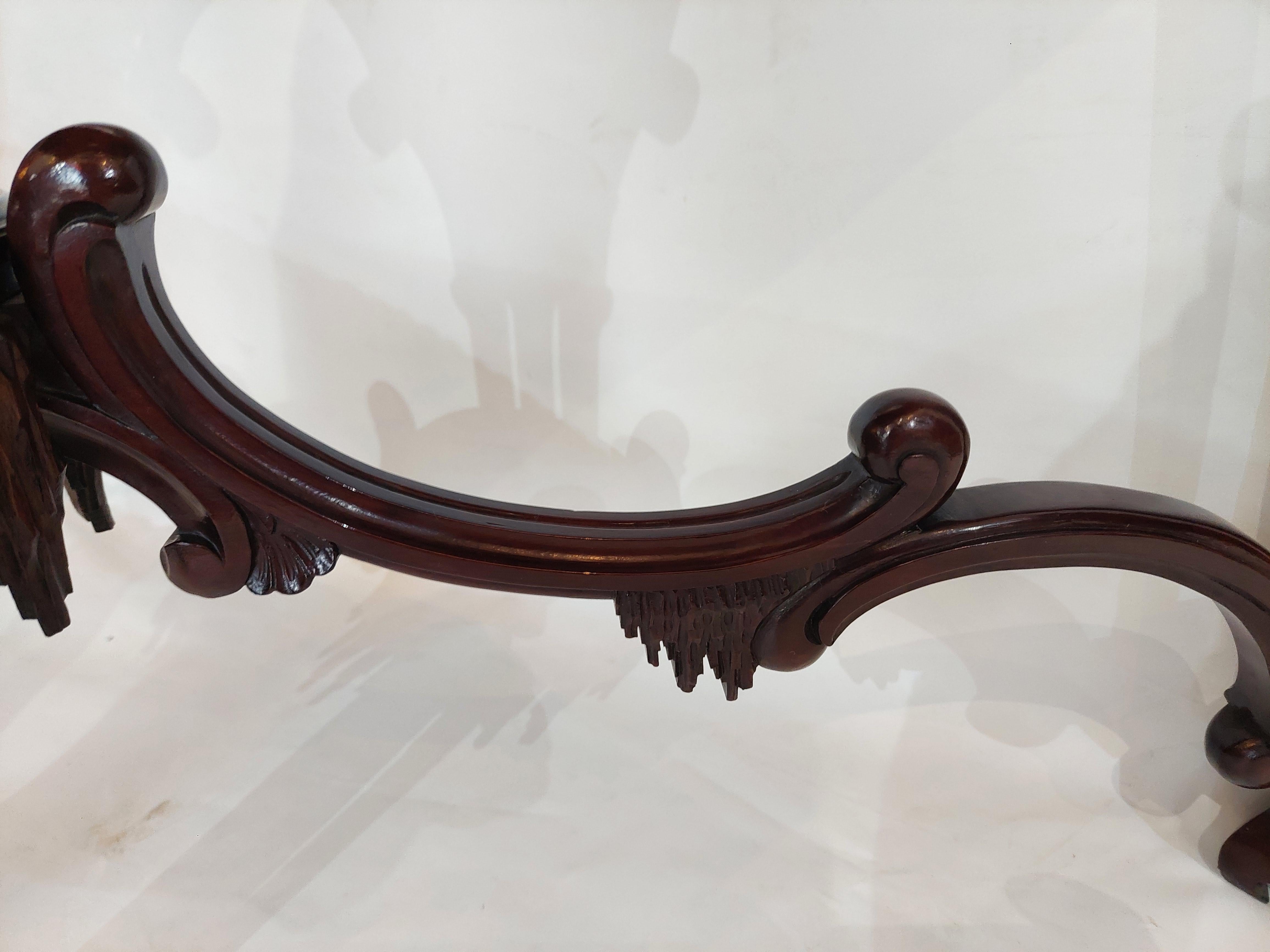 English Late 19thC Mahogany Chippendale Design Heart Shaped Occasional Table For Sale