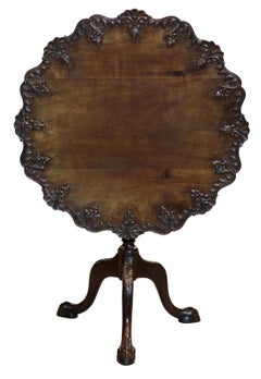 Late 19th Century Mahogany Pie Crust Tilt-Top Table